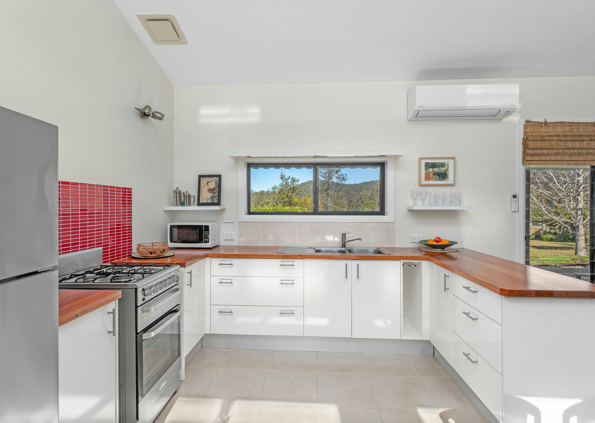 102 Melaleuca Drive, Coolongolook