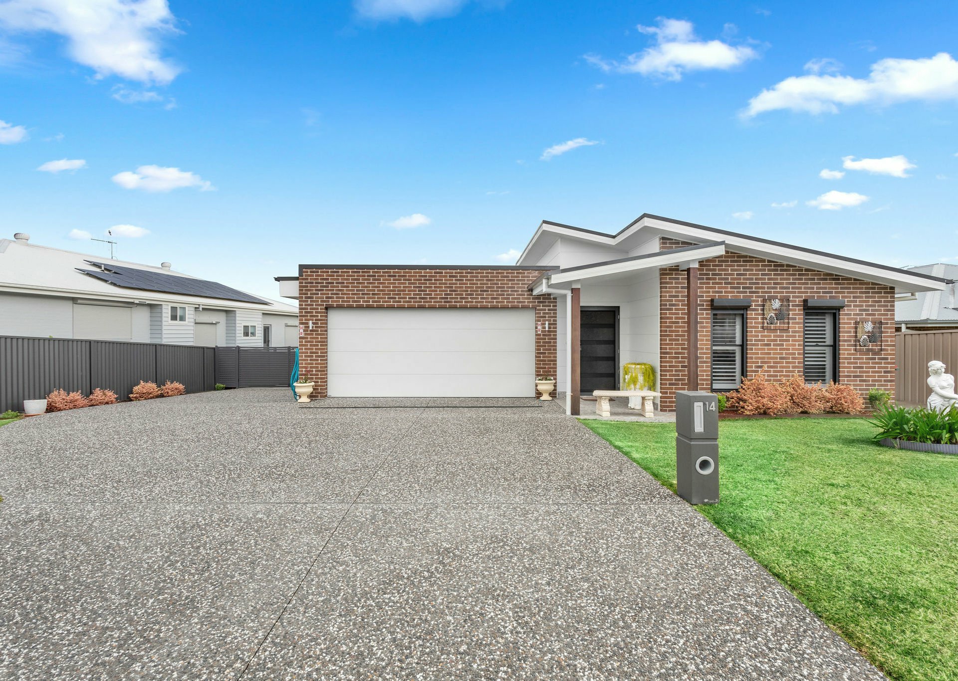 14 Grandis Parade, Taree
