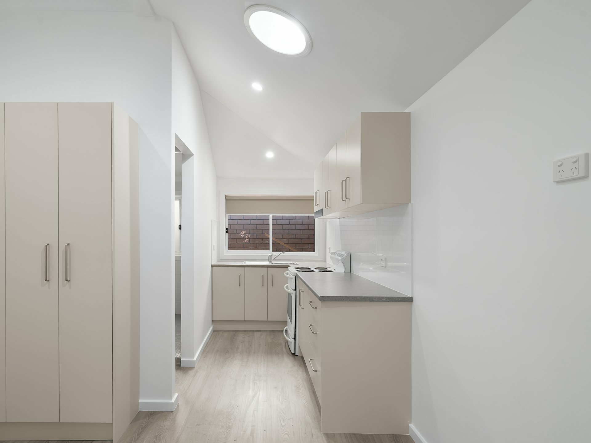 1/69 Pulteney Street — photo from LJ Hooker Taree
