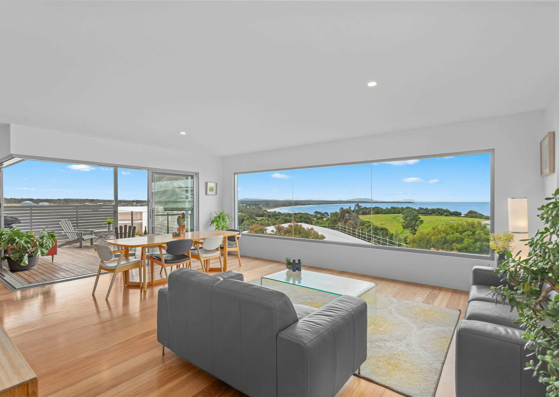 8 Myalup Court, RED HEAD