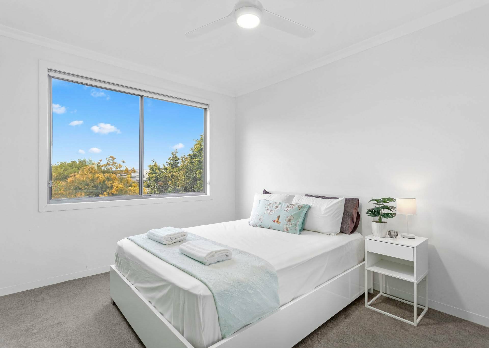 8 Myalup Court, RED HEAD