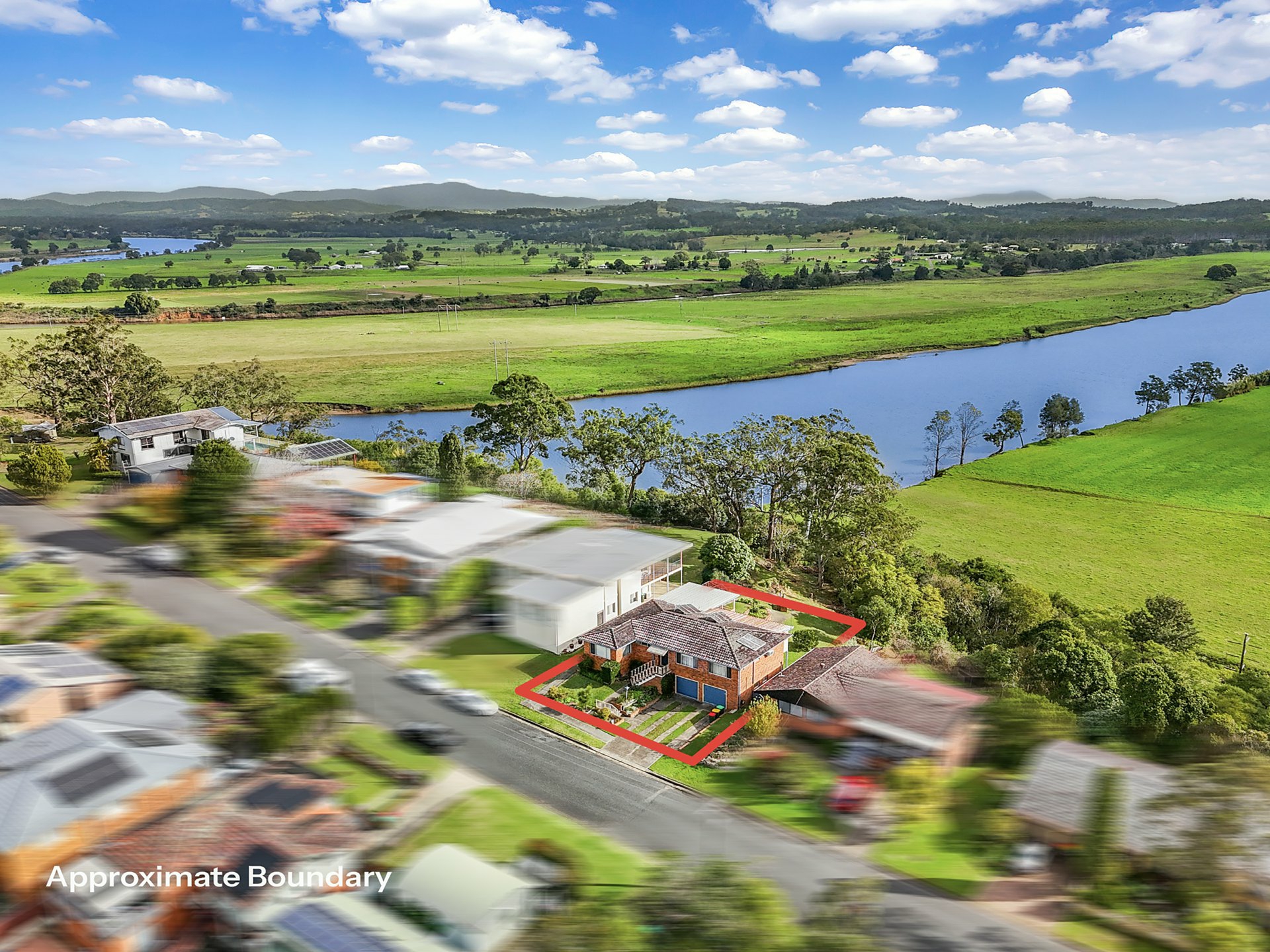 32 Ritchie Crescent — photo from LJ Hooker Taree