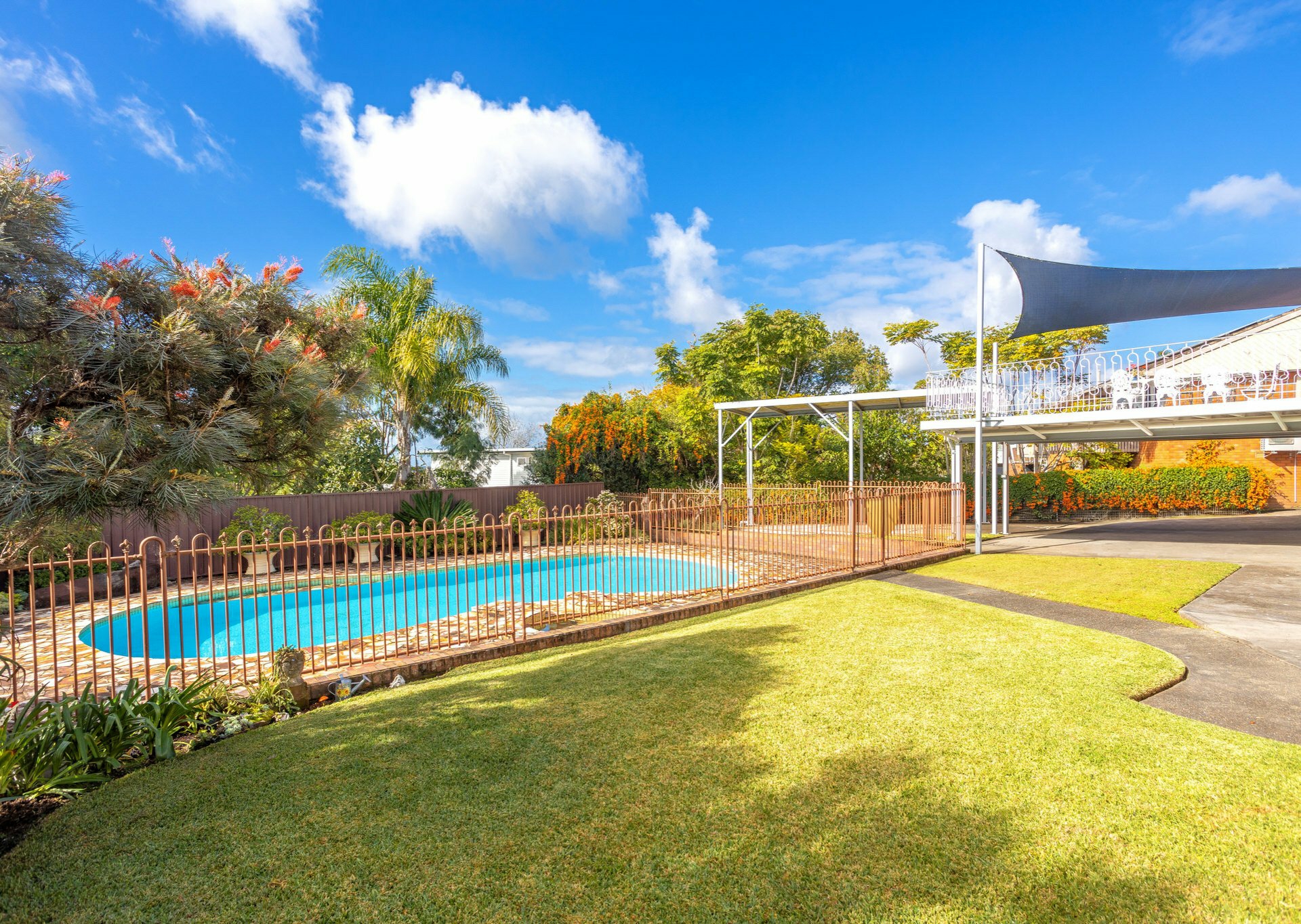 17 Ritchie Cresent — photo 14 of 30
