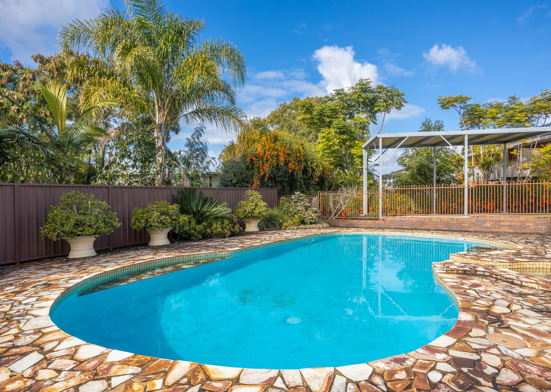 17 Ritchie Cresent — photo 17 of 30