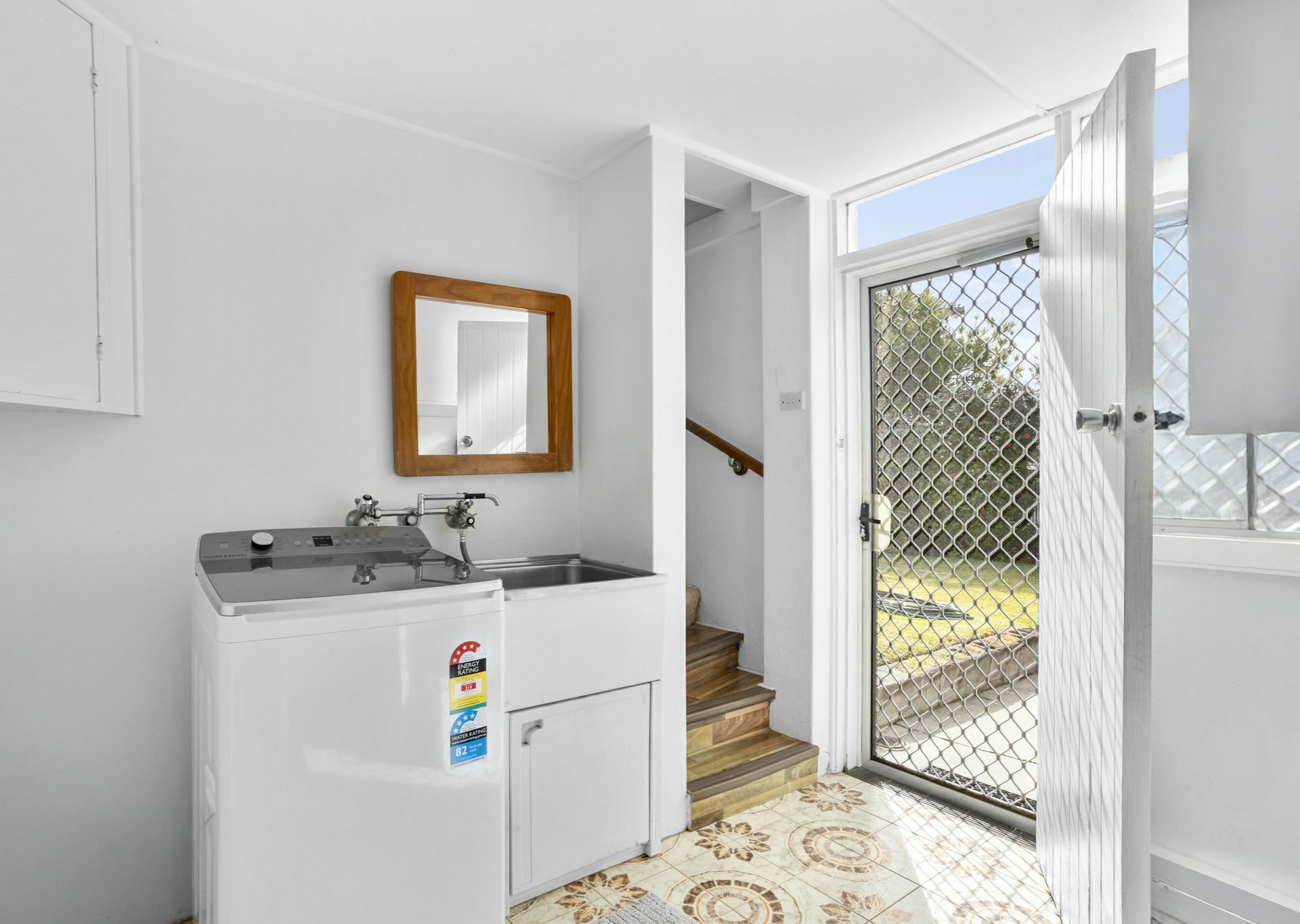 17 Ritchie Cresent — photo 23 of 30
