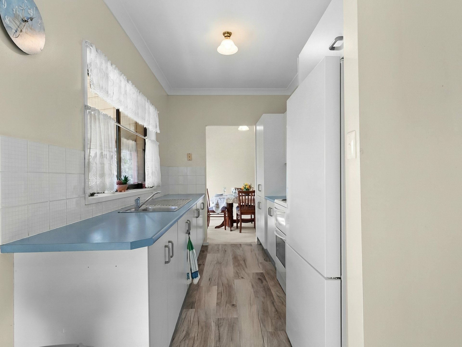 10 Kingfisher Drive — photo 9 of 29