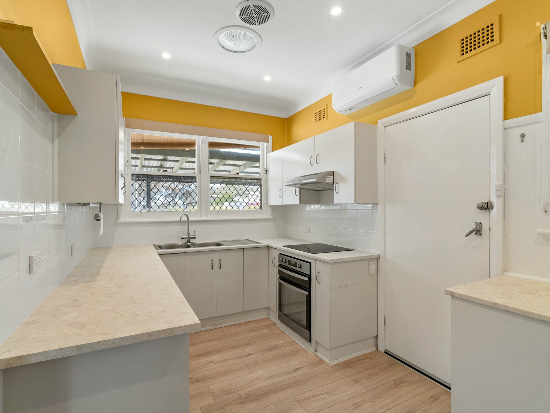 132 Wingham Road — photo 14 of 15