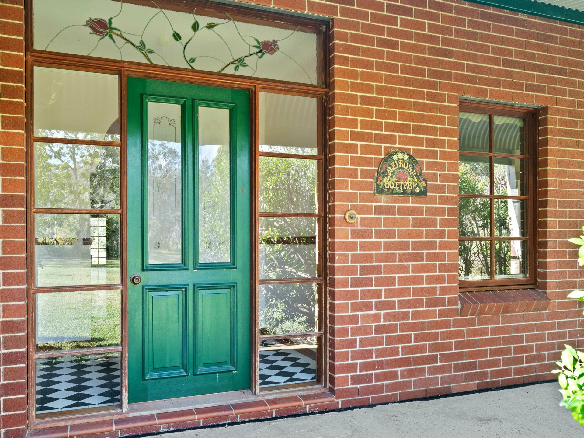 10 Premier Drive — photo 11 of 30