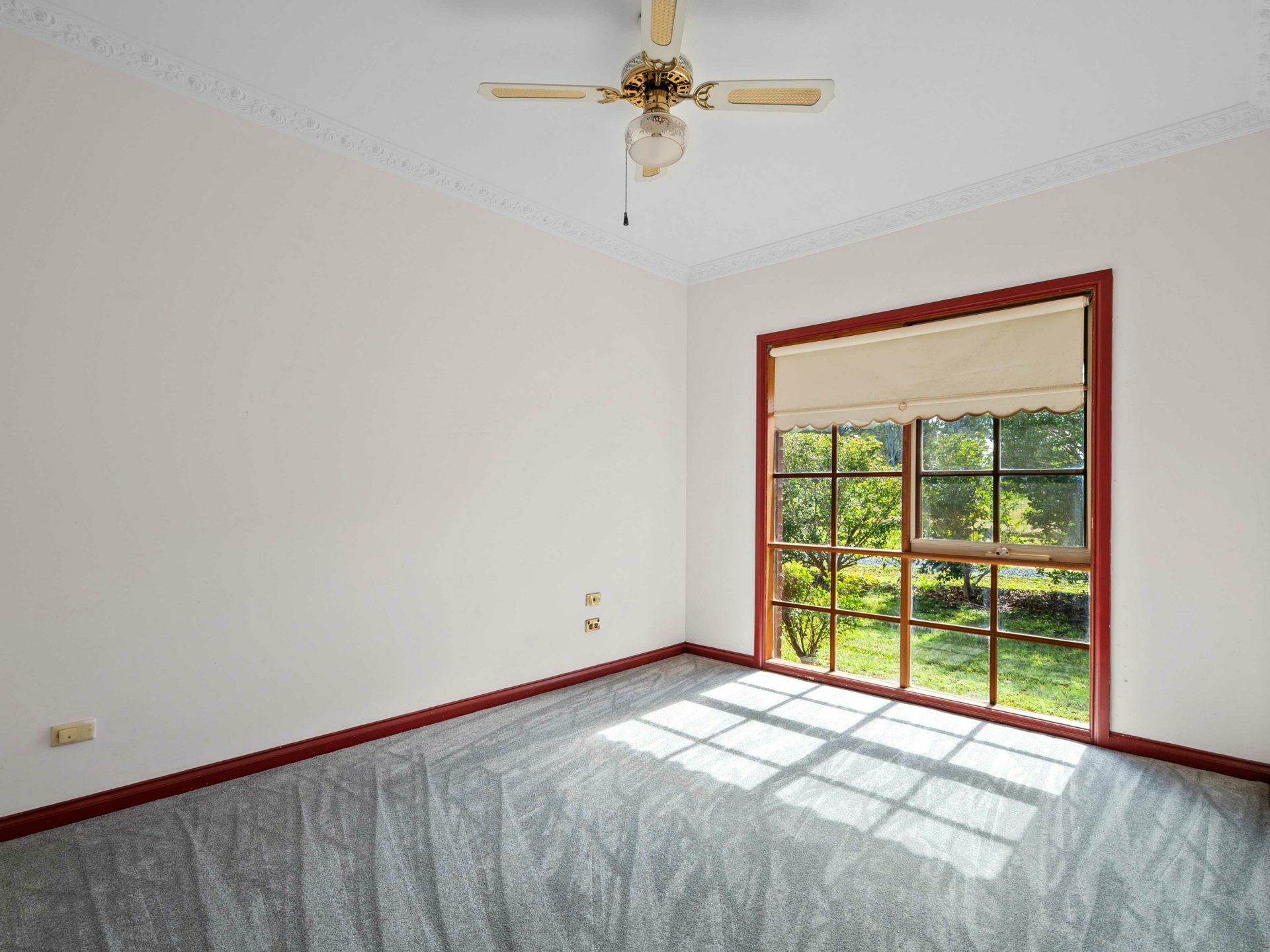 10 Premier Drive — photo 24 of 30