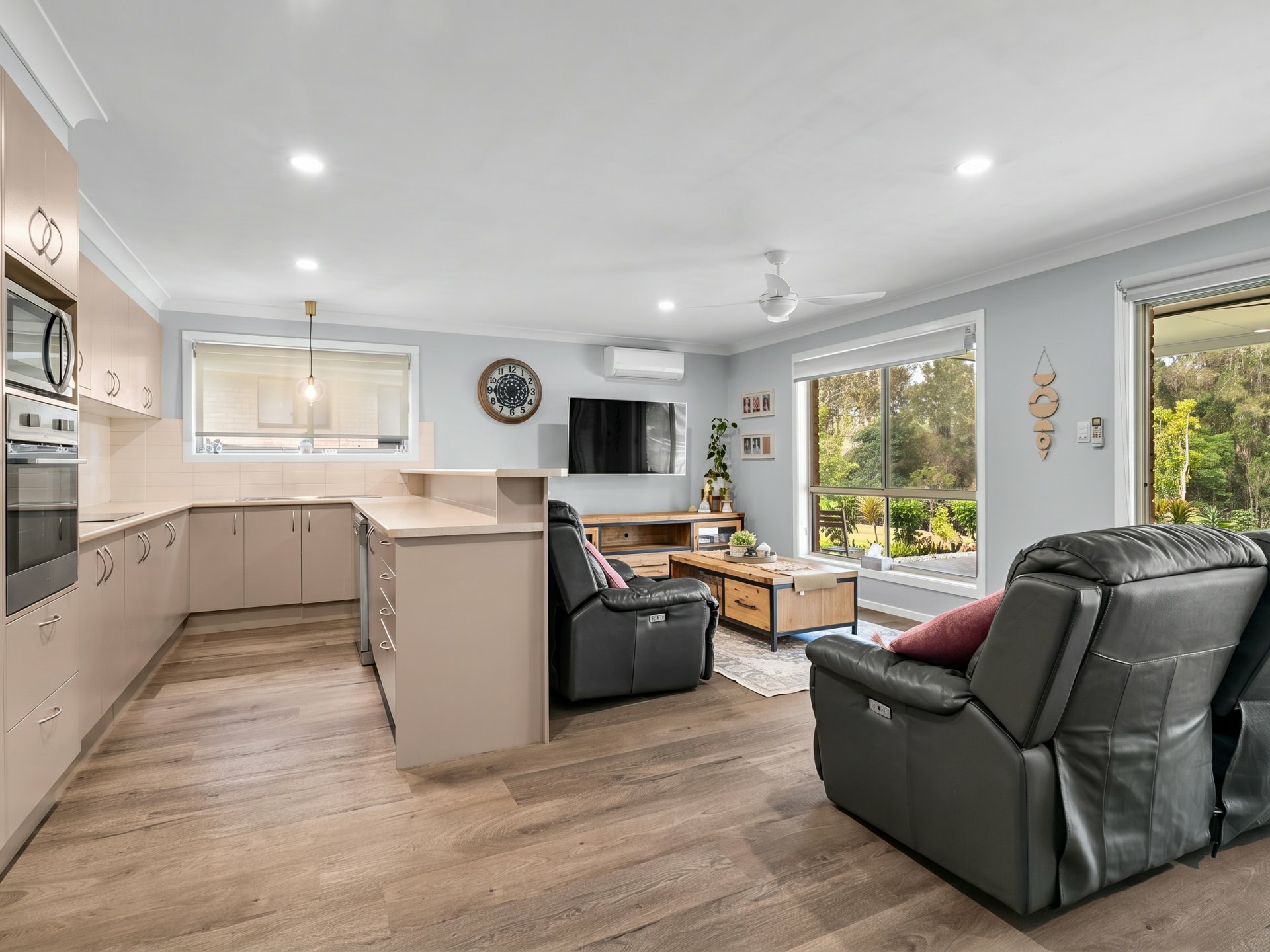 14 Rosedale Place — photo 5 of 22