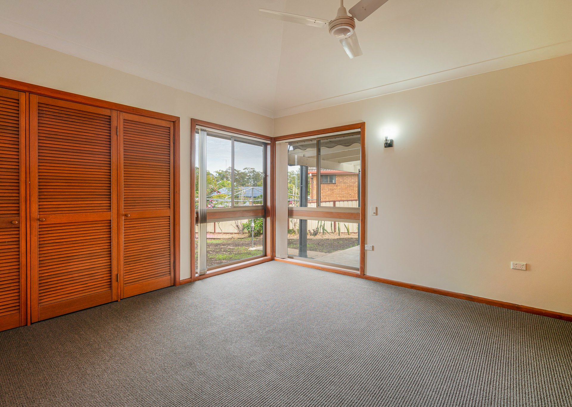 2 Telopea Drive — photo 7 of 14