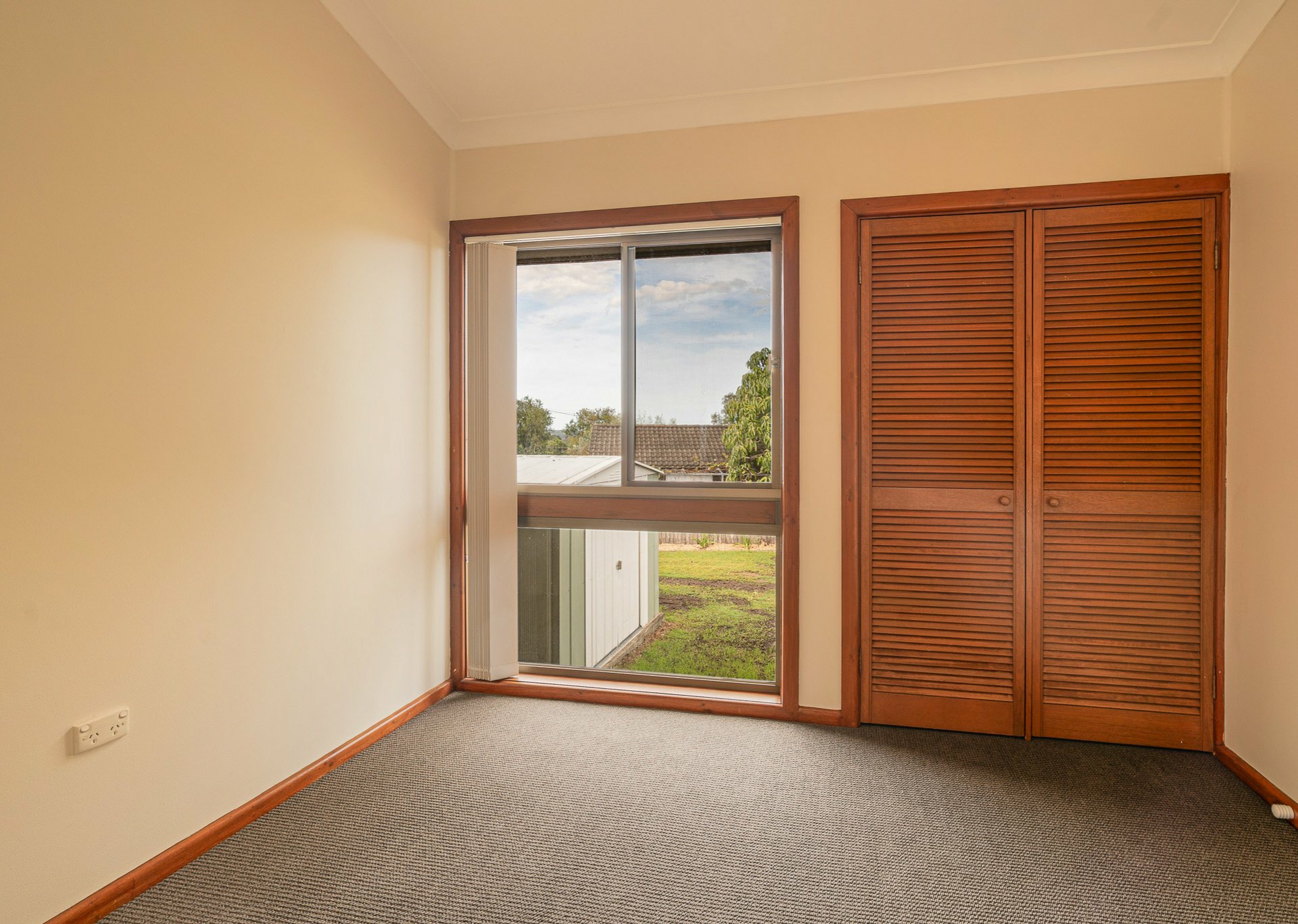 2 Telopea Drive — photo 8 of 14