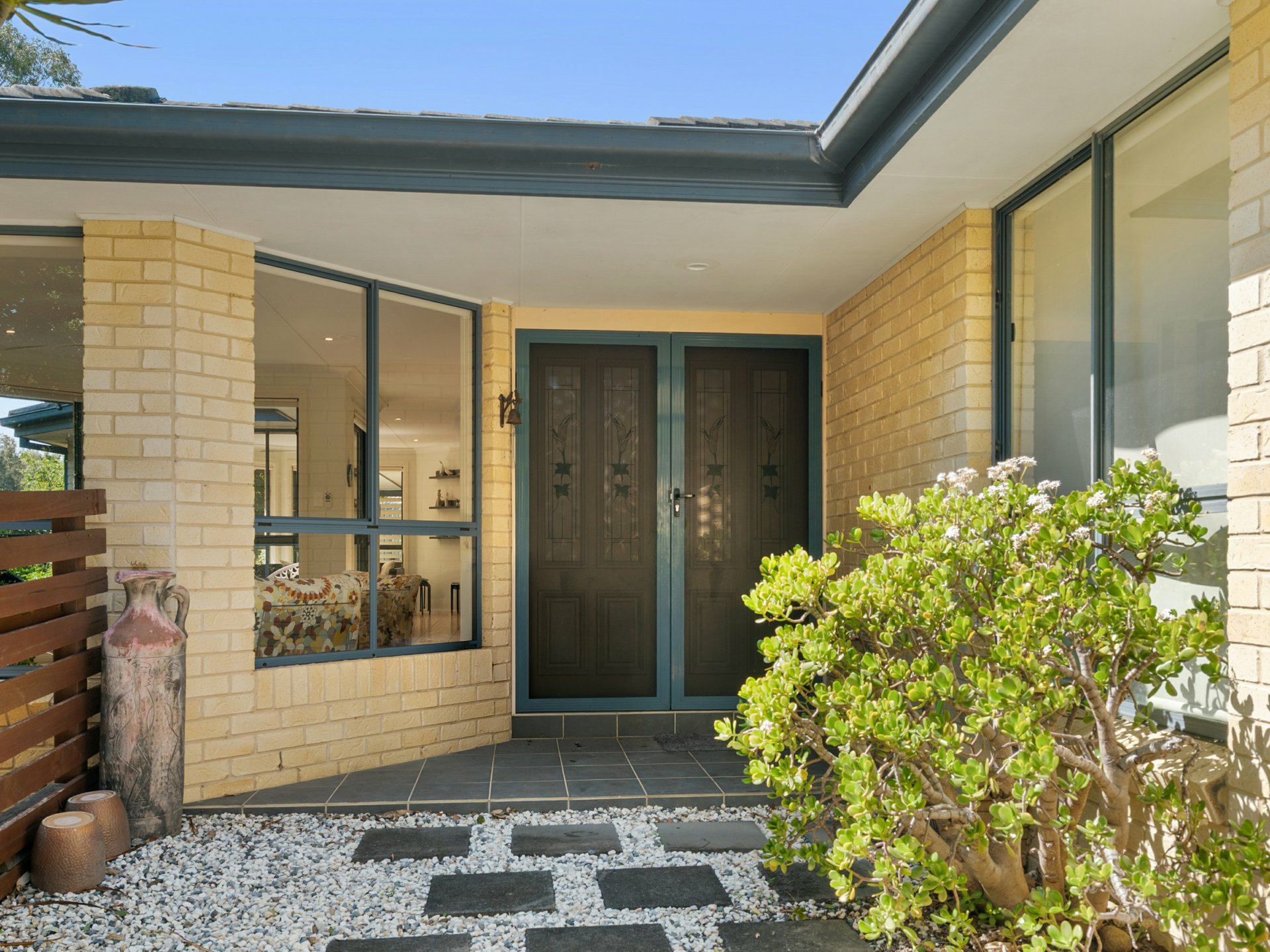 25 Burdett Street — photo 24 of 25