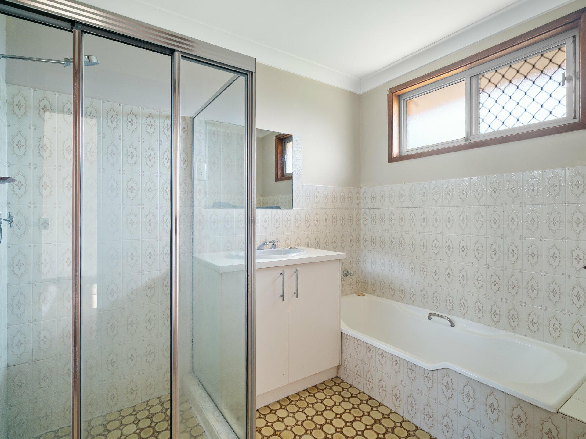 8 Nioka Place — photo 6 of 15