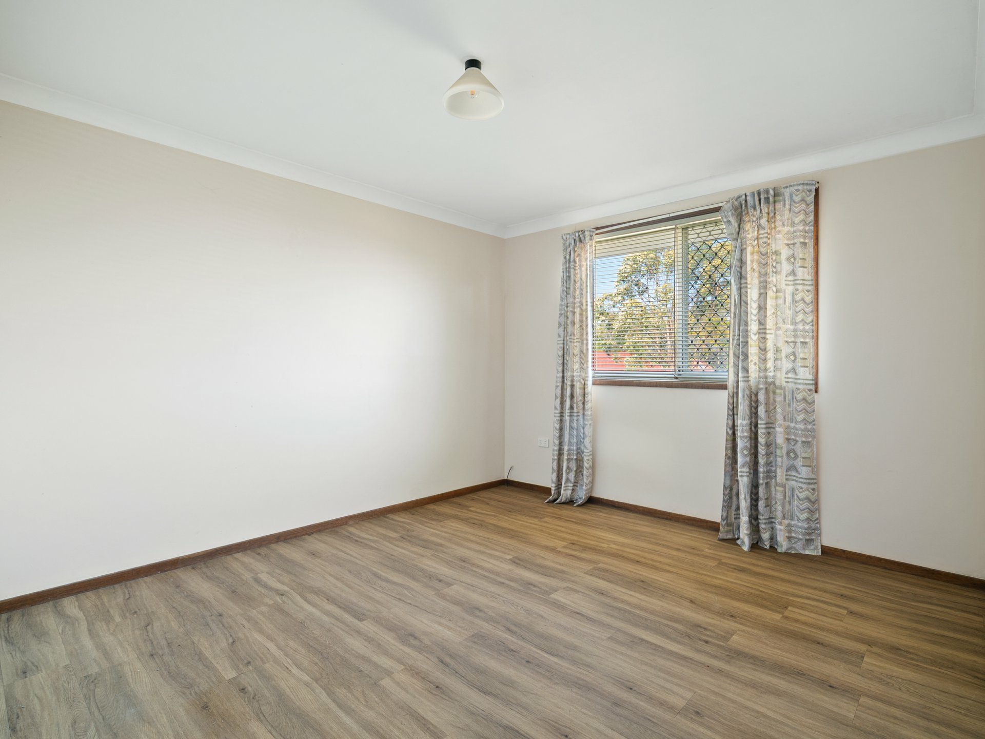 8 Nioka Place — photo 7 of 15