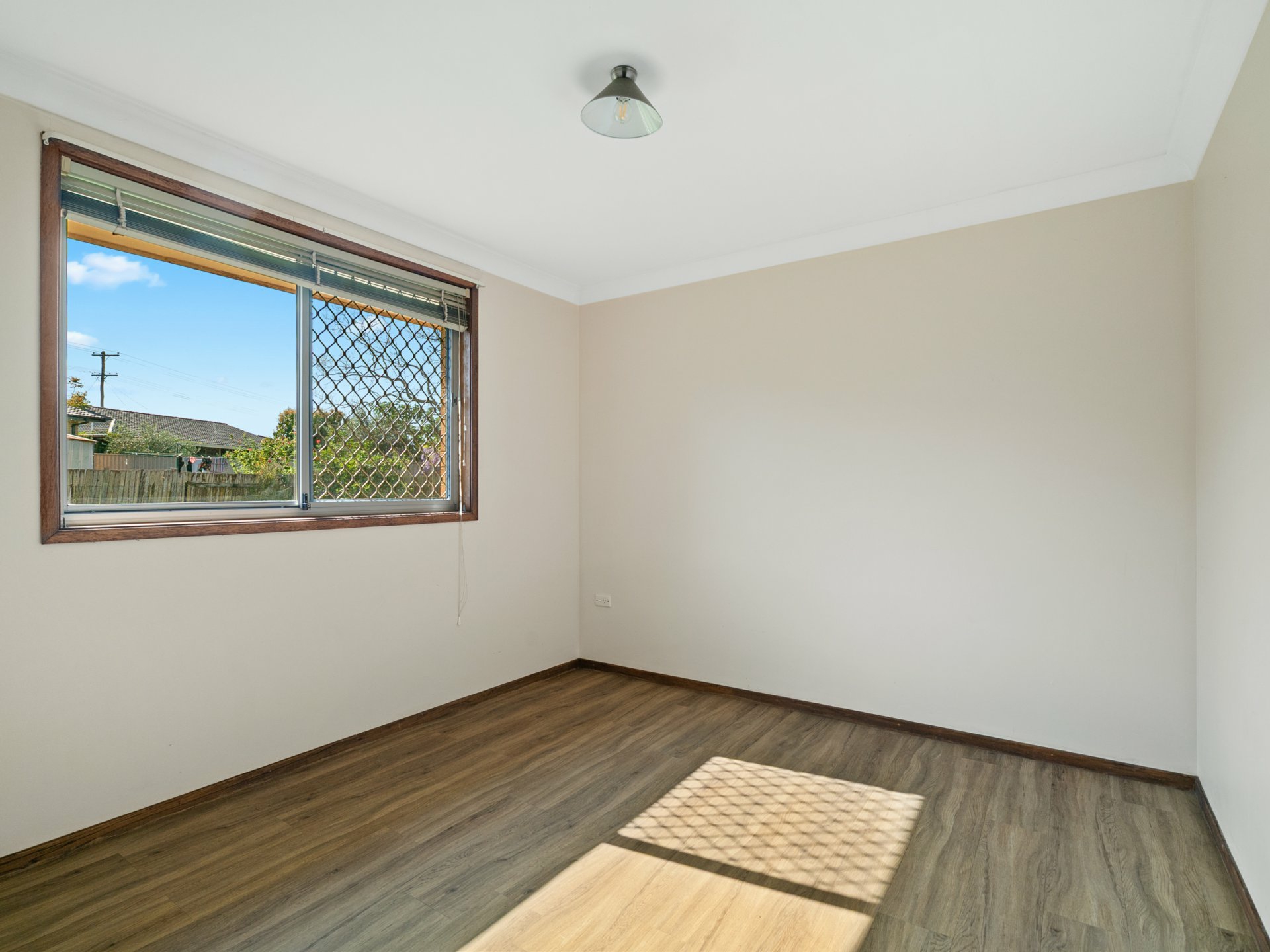 8 Nioka Place — photo 9 of 15