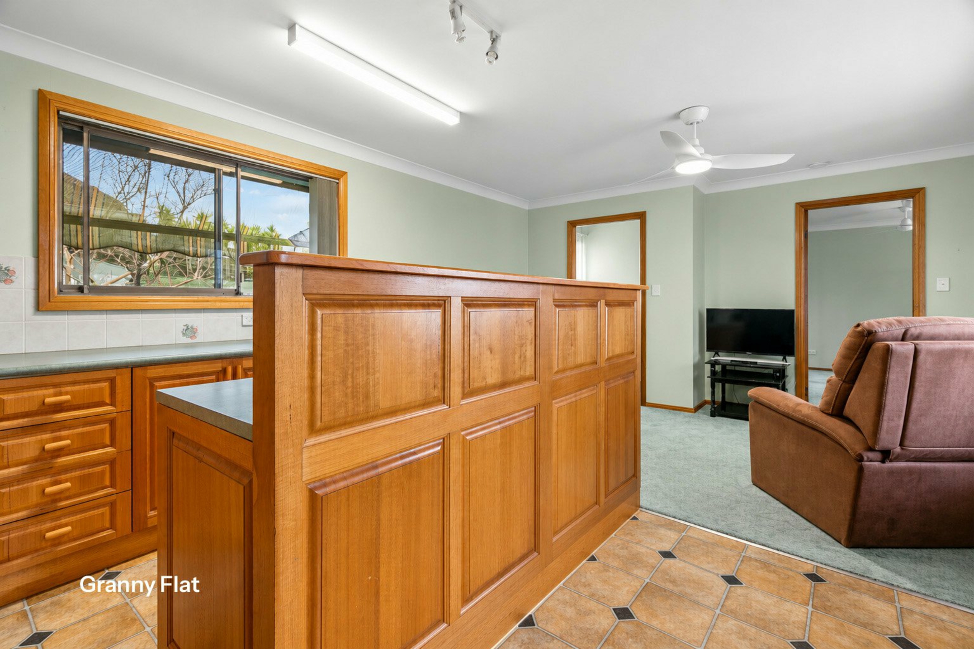 15 Kanangra Drive — photo 18 of 28