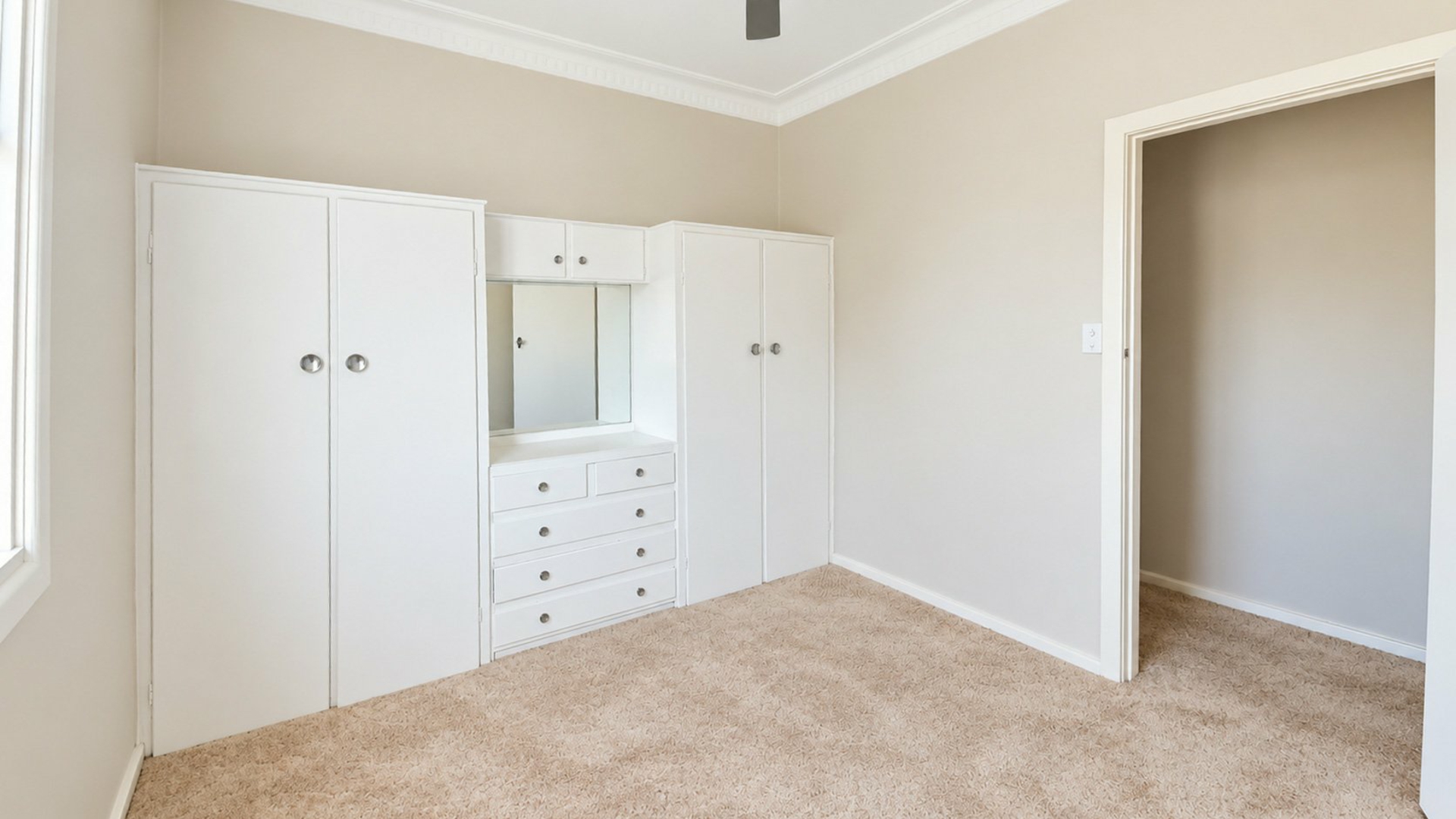 33 Milligan Street — photo 7 of 12