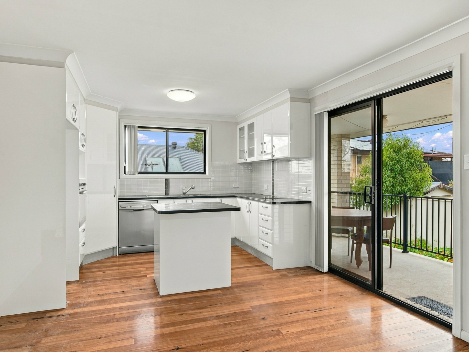 3 Victoria Street — photo 3 of 24