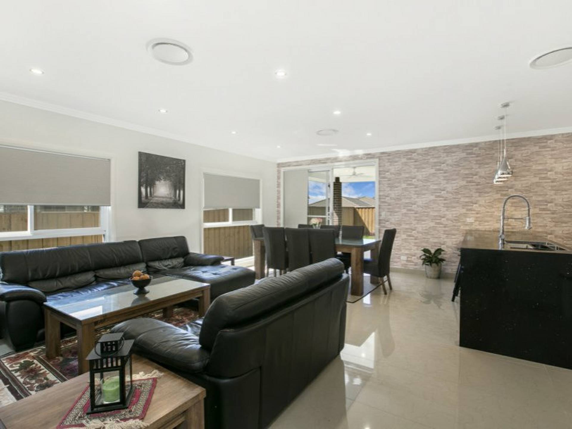 8 Hester Avenue, CLAYMORE