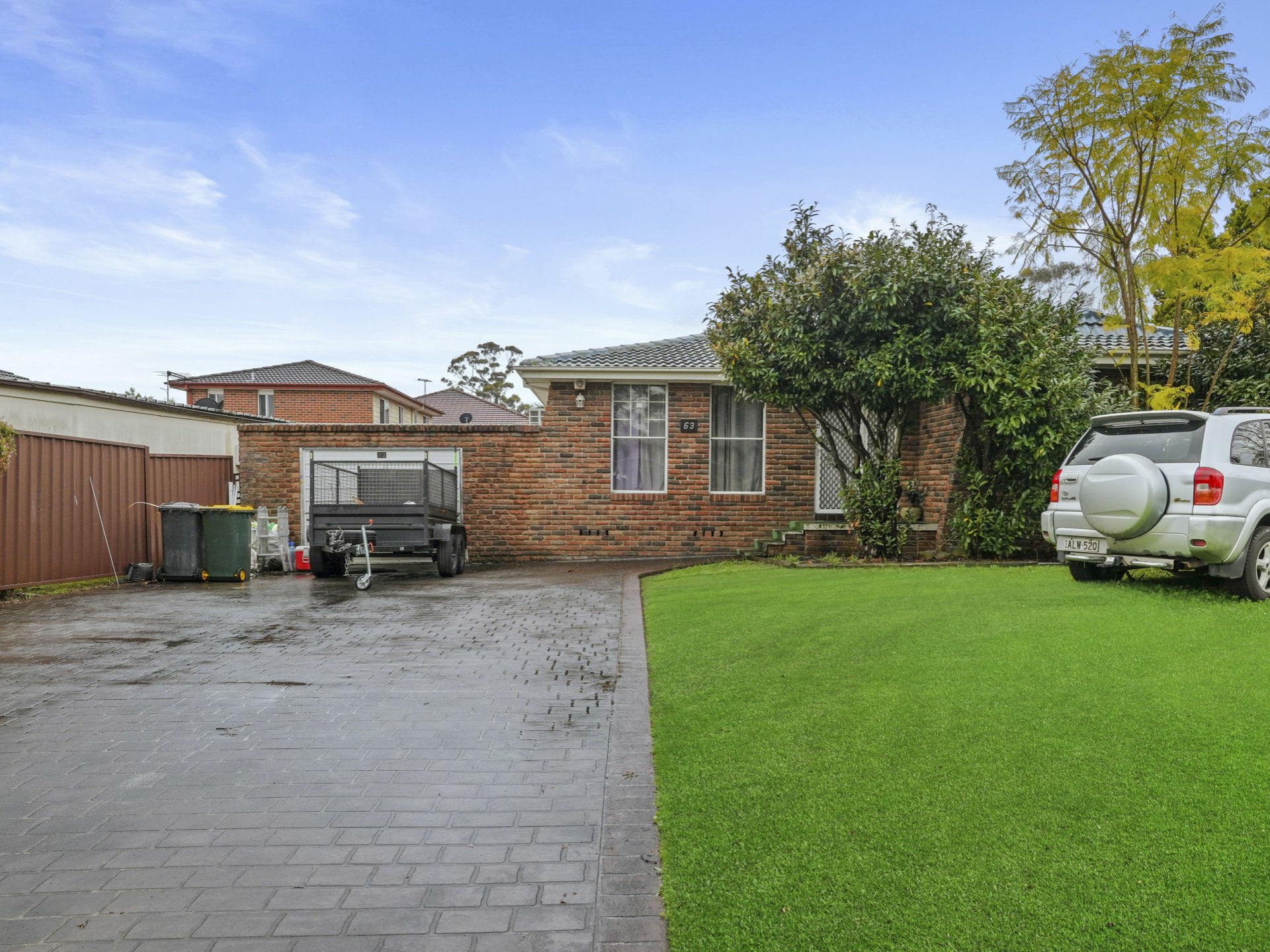 63 Clifford Crescent Ingleburn NSW
