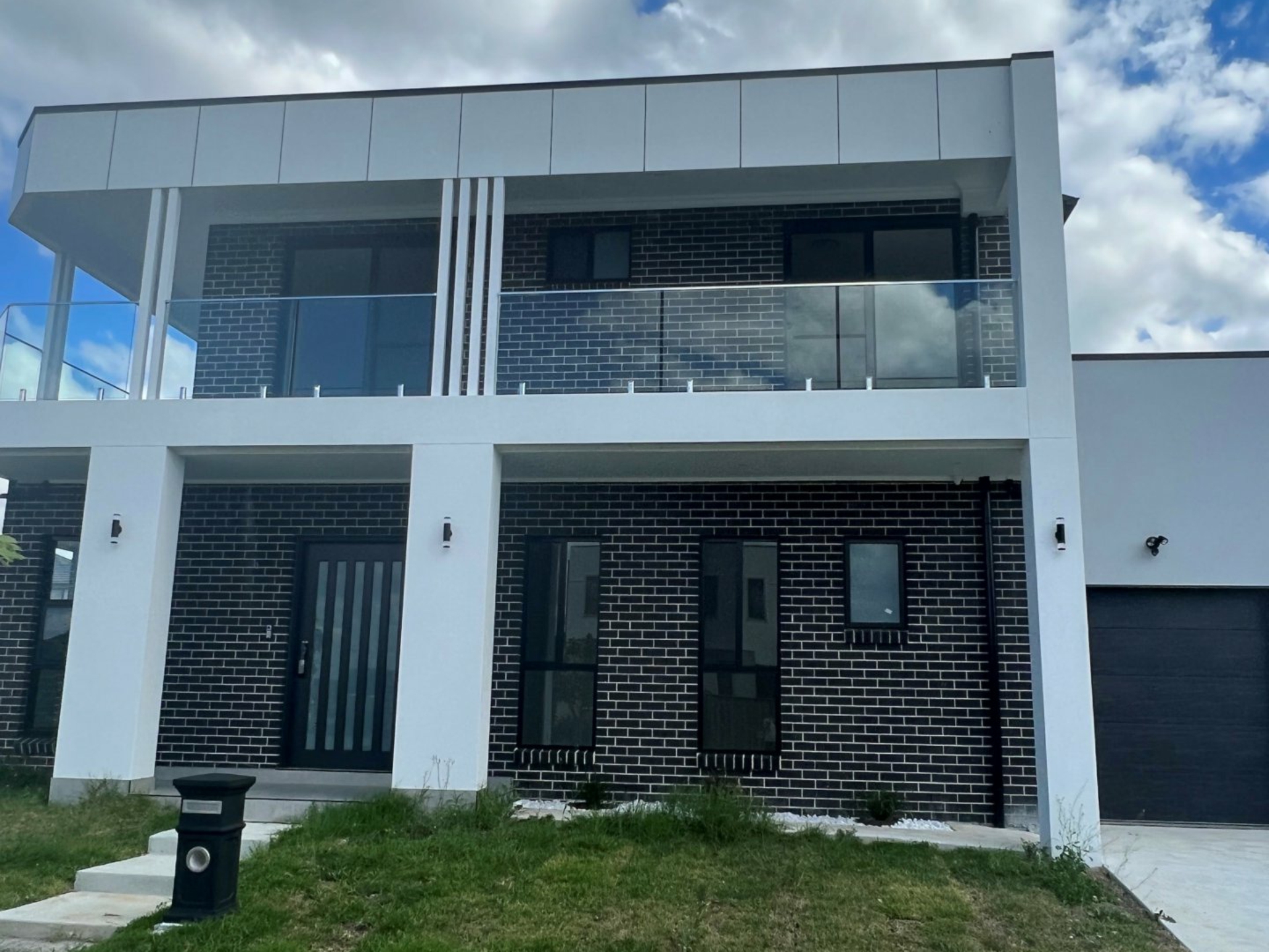 114 Holden drive, ORAN PARK