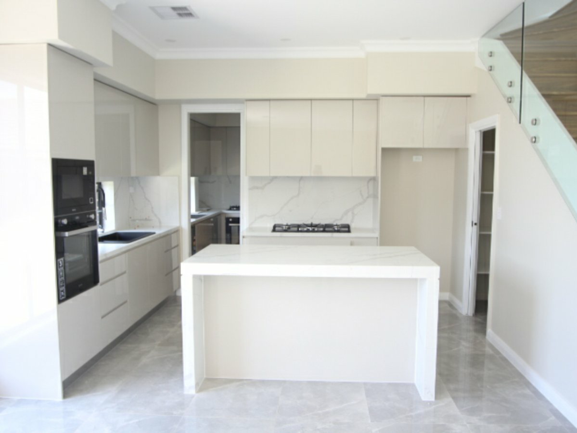 114 Holden drive, ORAN PARK