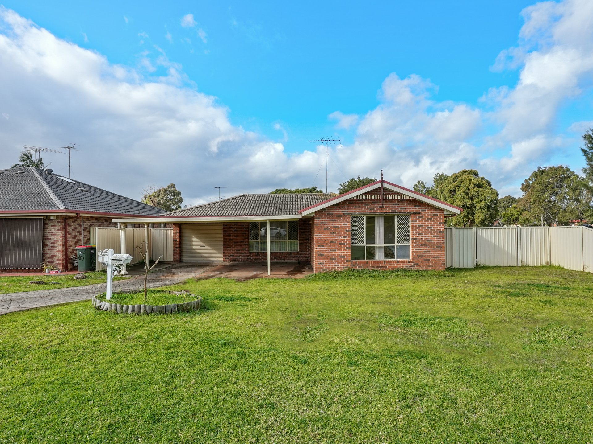 8 Cornelian Avenue Eagle Vale NSW