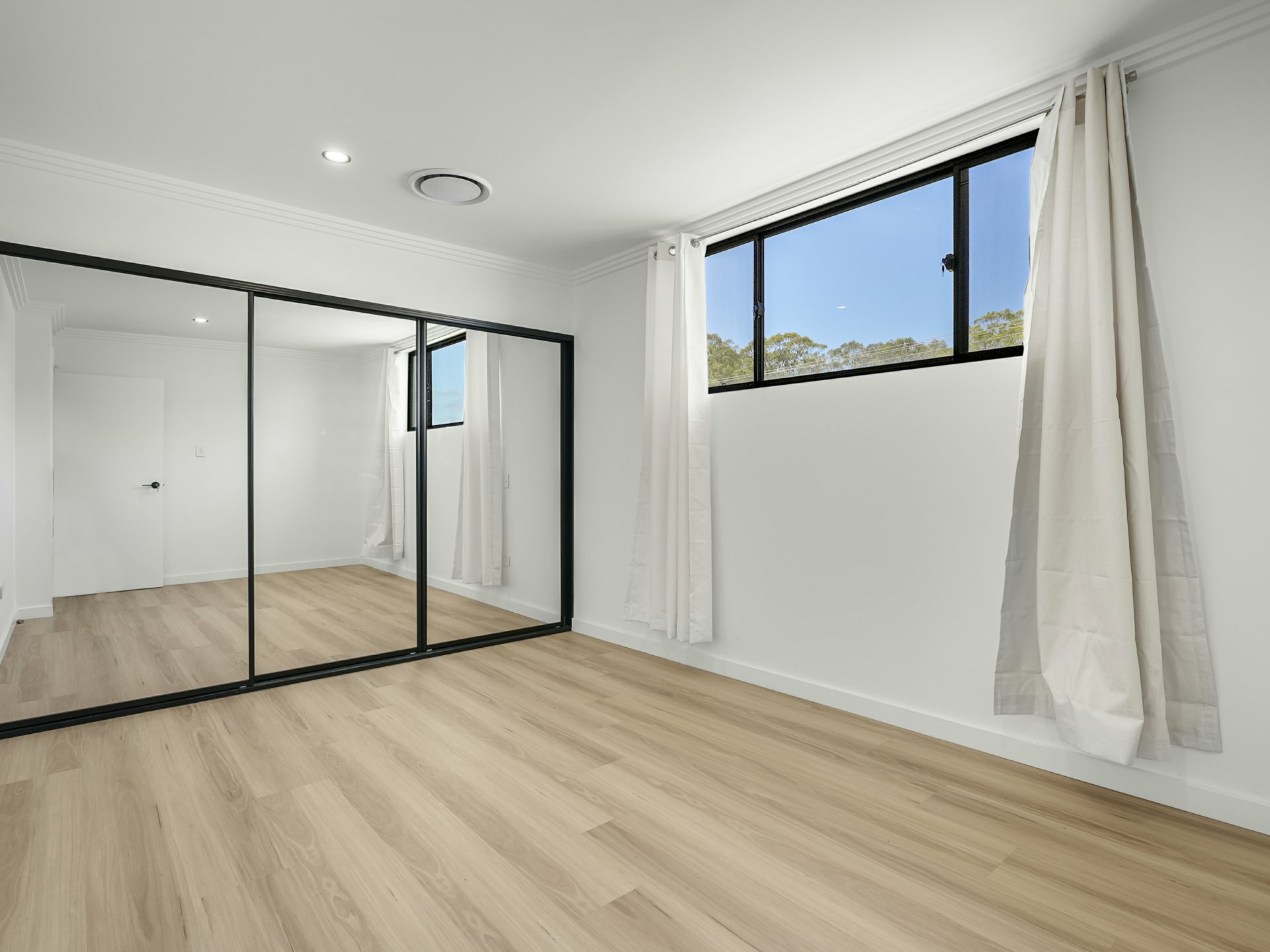 74A Kent Street,, MINTO