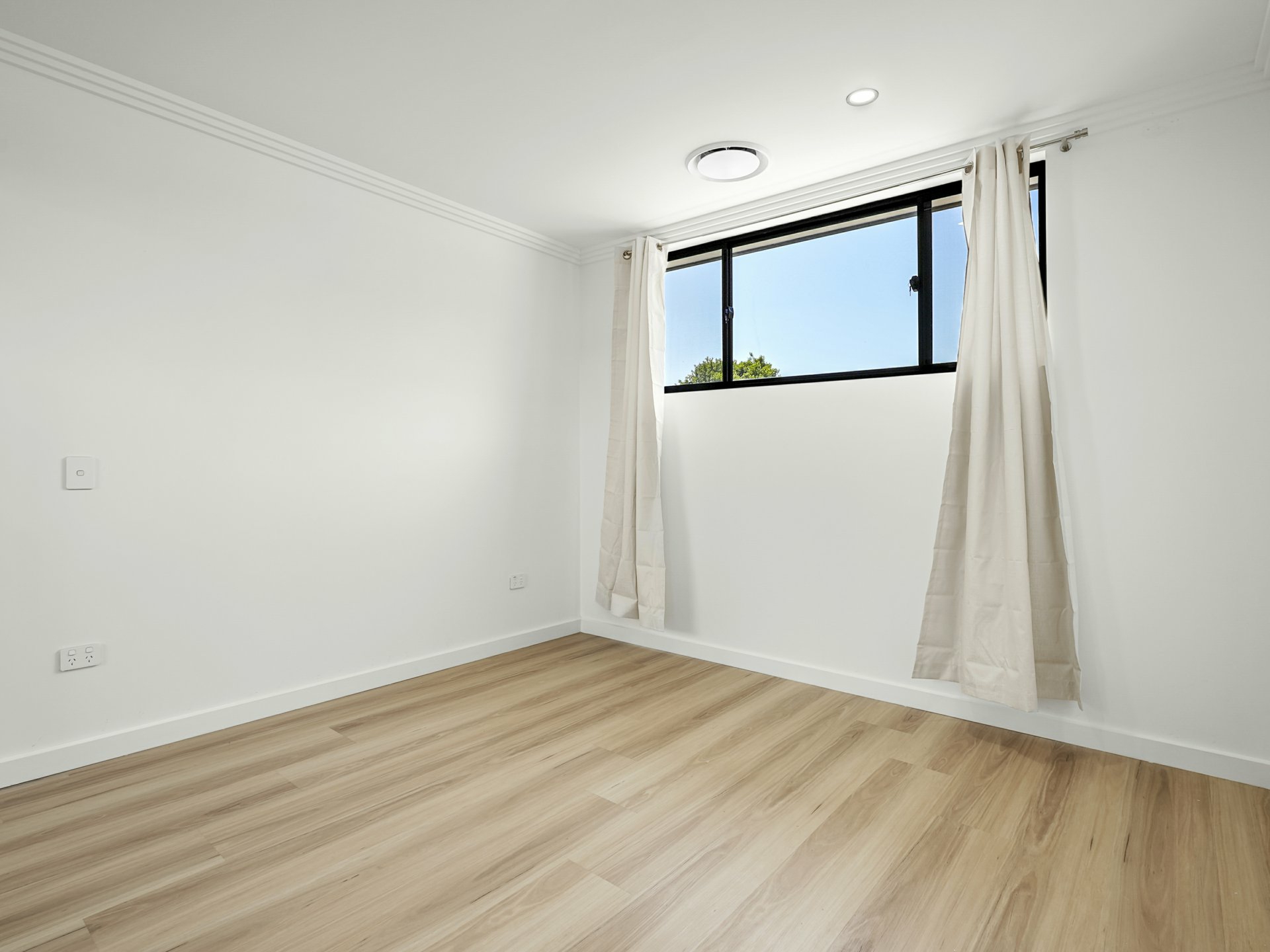 74A Kent Street,, MINTO