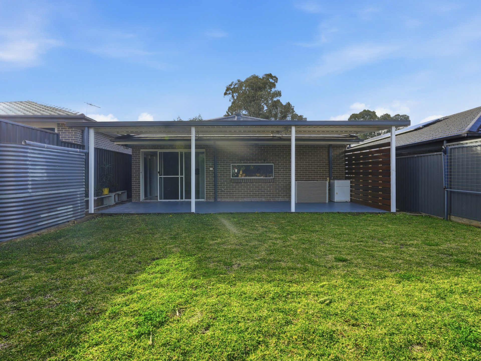 21 Arkley Avenue — photo 13 of 18