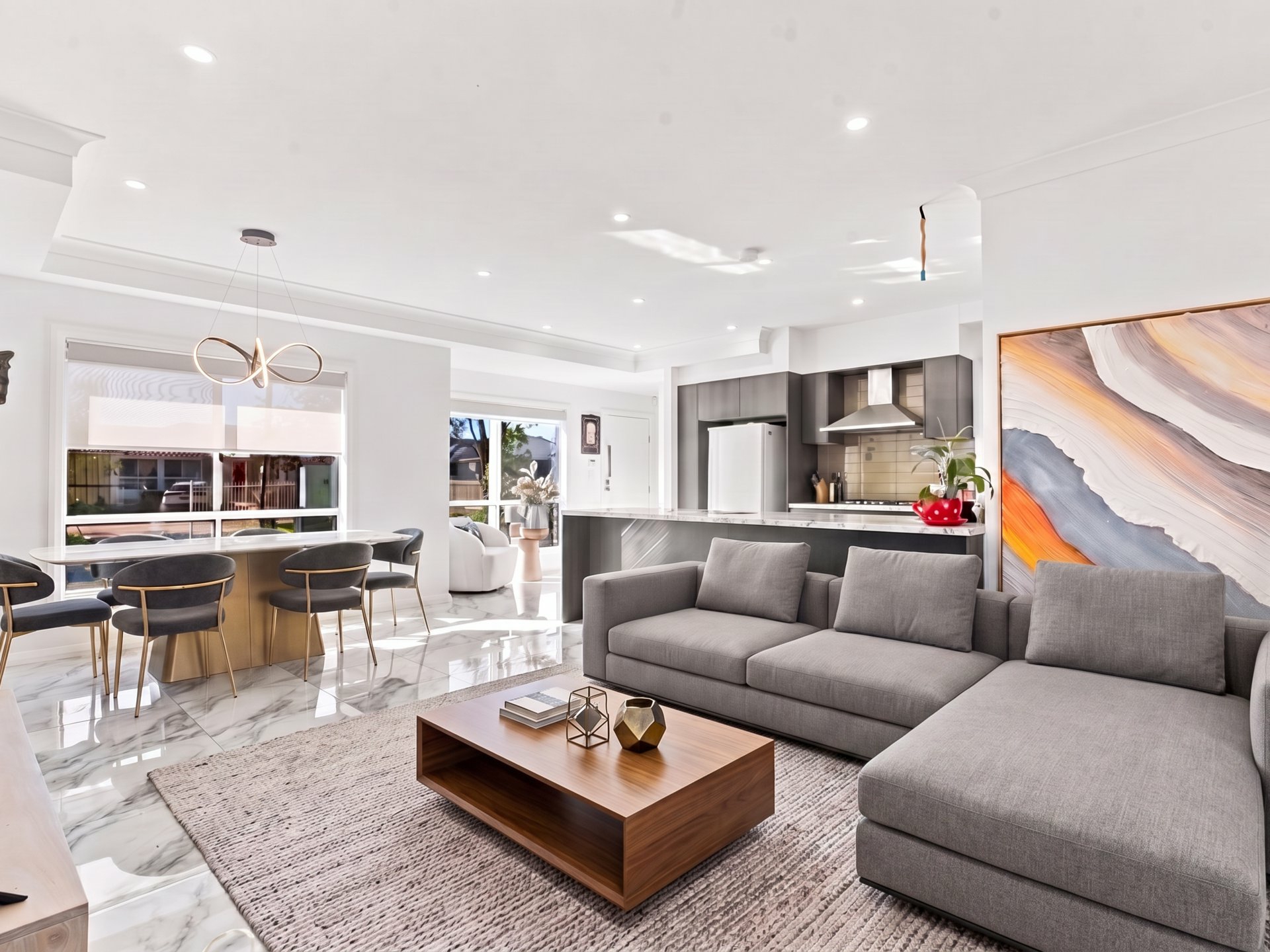 1/35 Jacaranda Crescent — photo 3 of 22