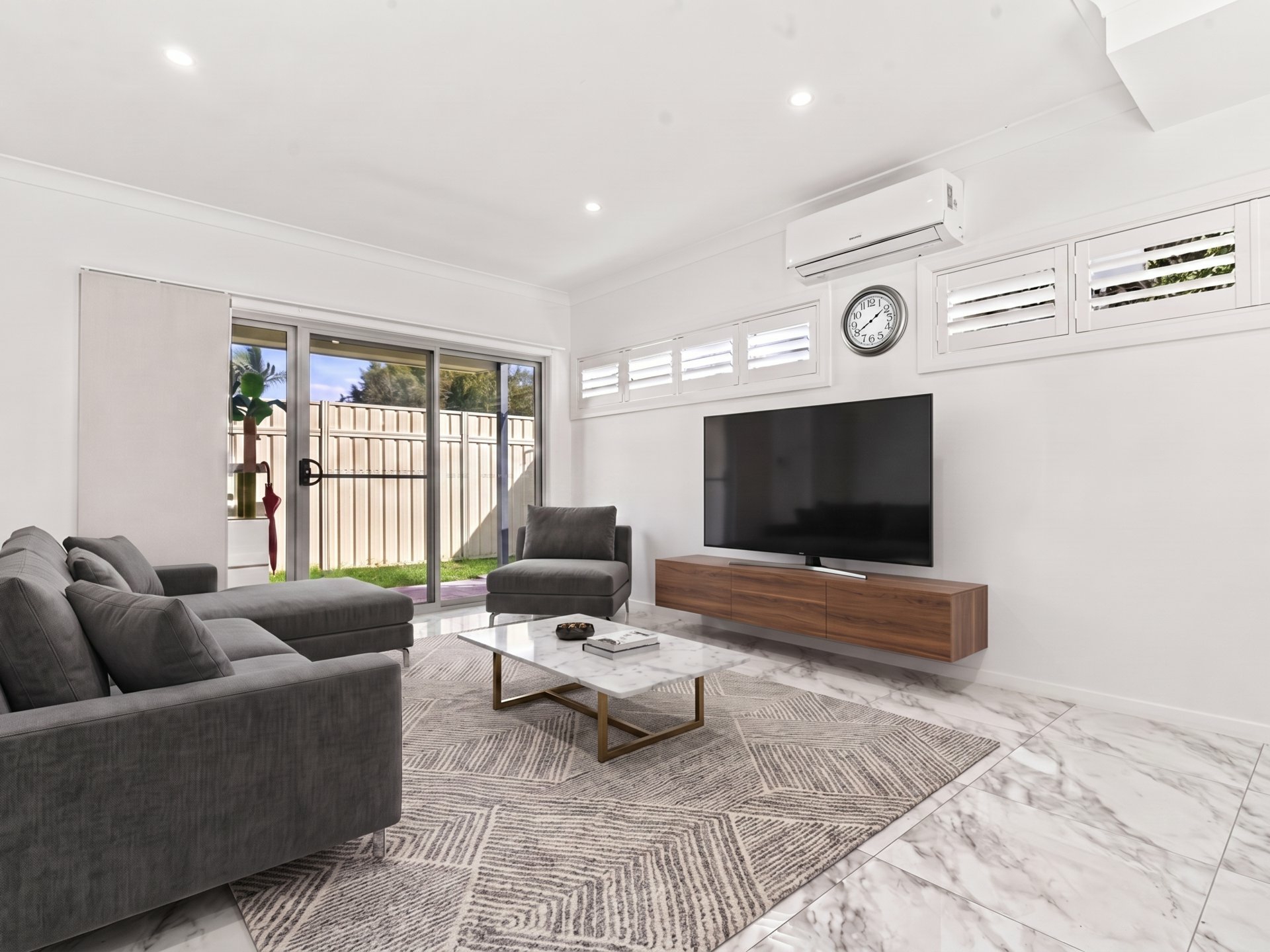 1/35 Jacaranda Crescent — photo 5 of 22