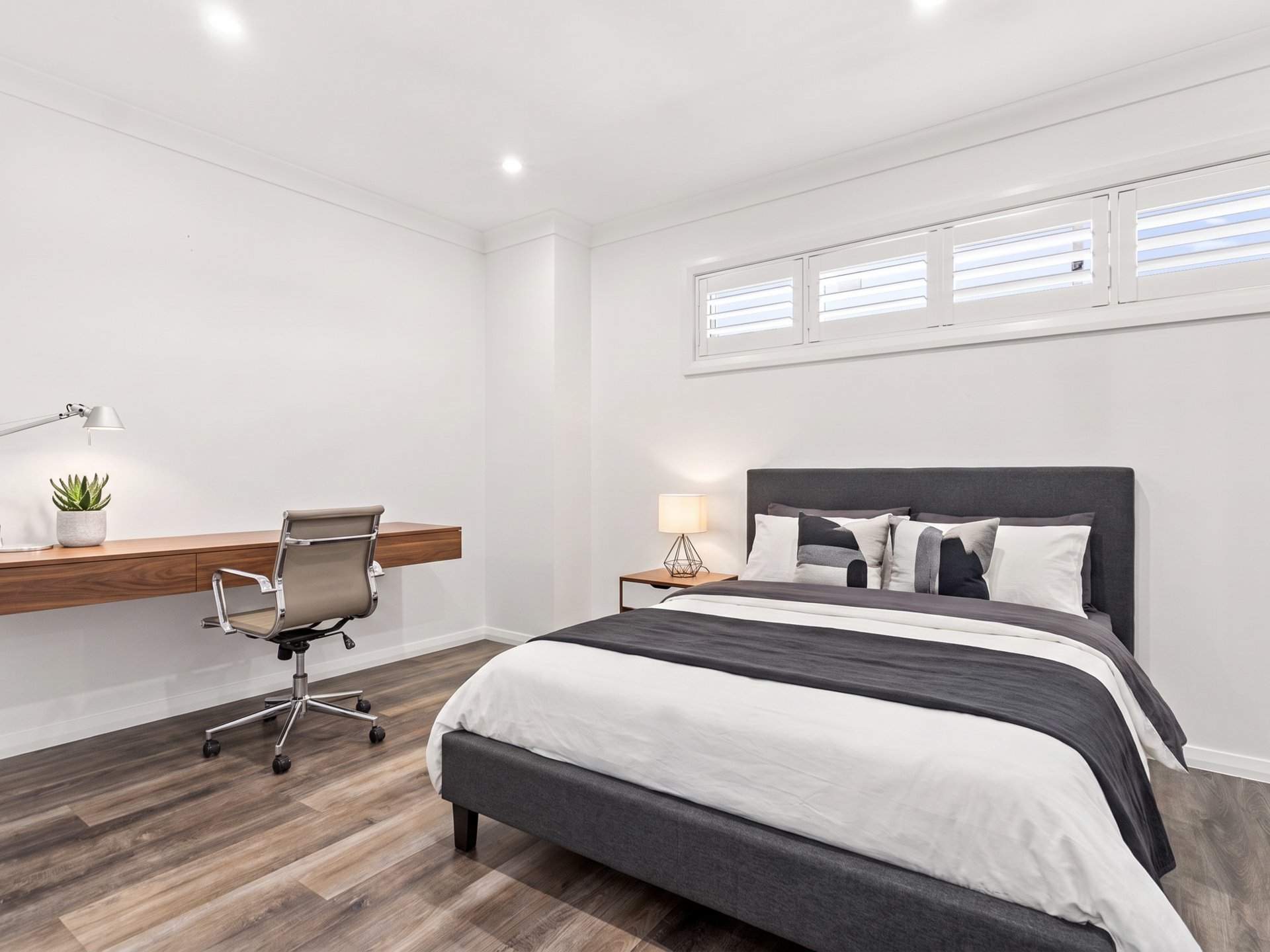 1/35 Jacaranda Crescent — photo 8 of 22