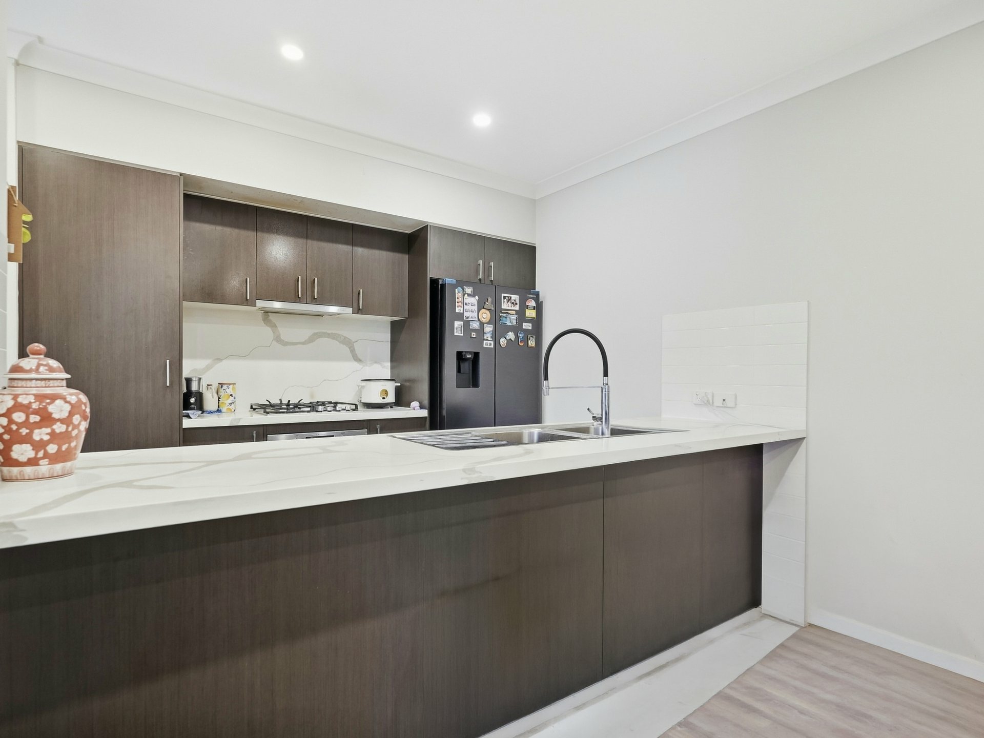12 Selwyn Avenue — photo 4 of 18