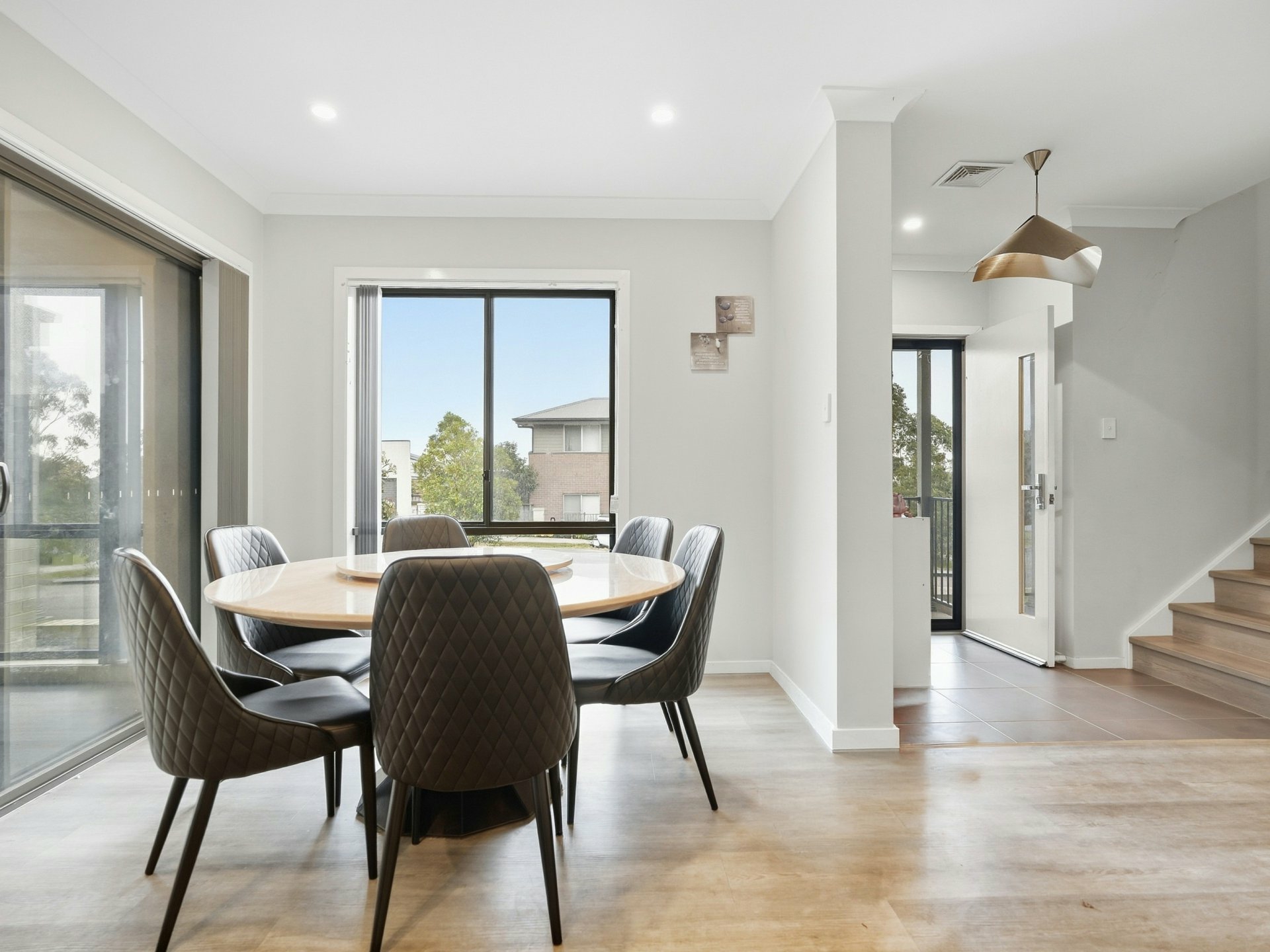 12 Selwyn Avenue — photo 5 of 18