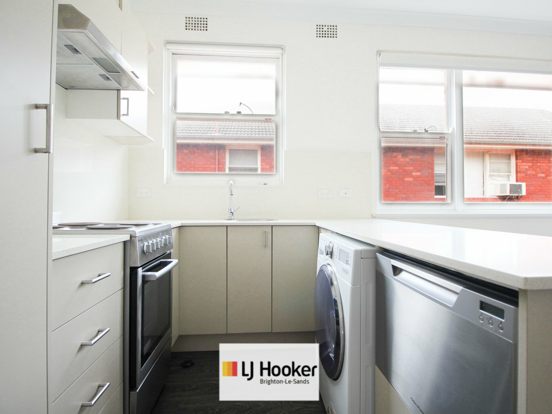 25/23-25 Queens Road — photo from LJ Hooker Brighton-Le-Sands