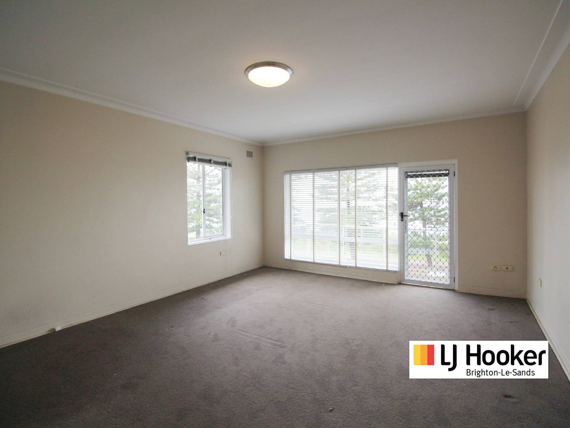 113 The Grand Parade, BRIGHTON-LE-SANDS