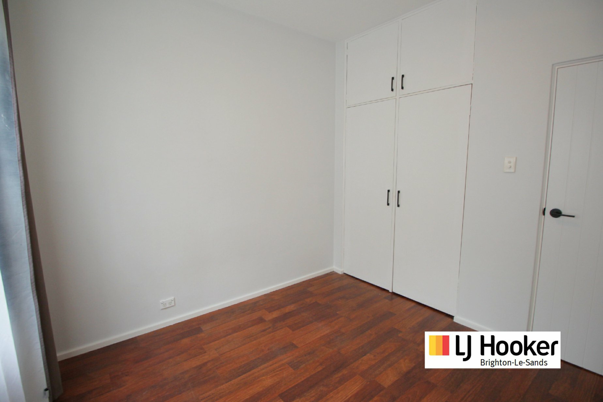 6/180 Russell Avenue, DOLLS POINT