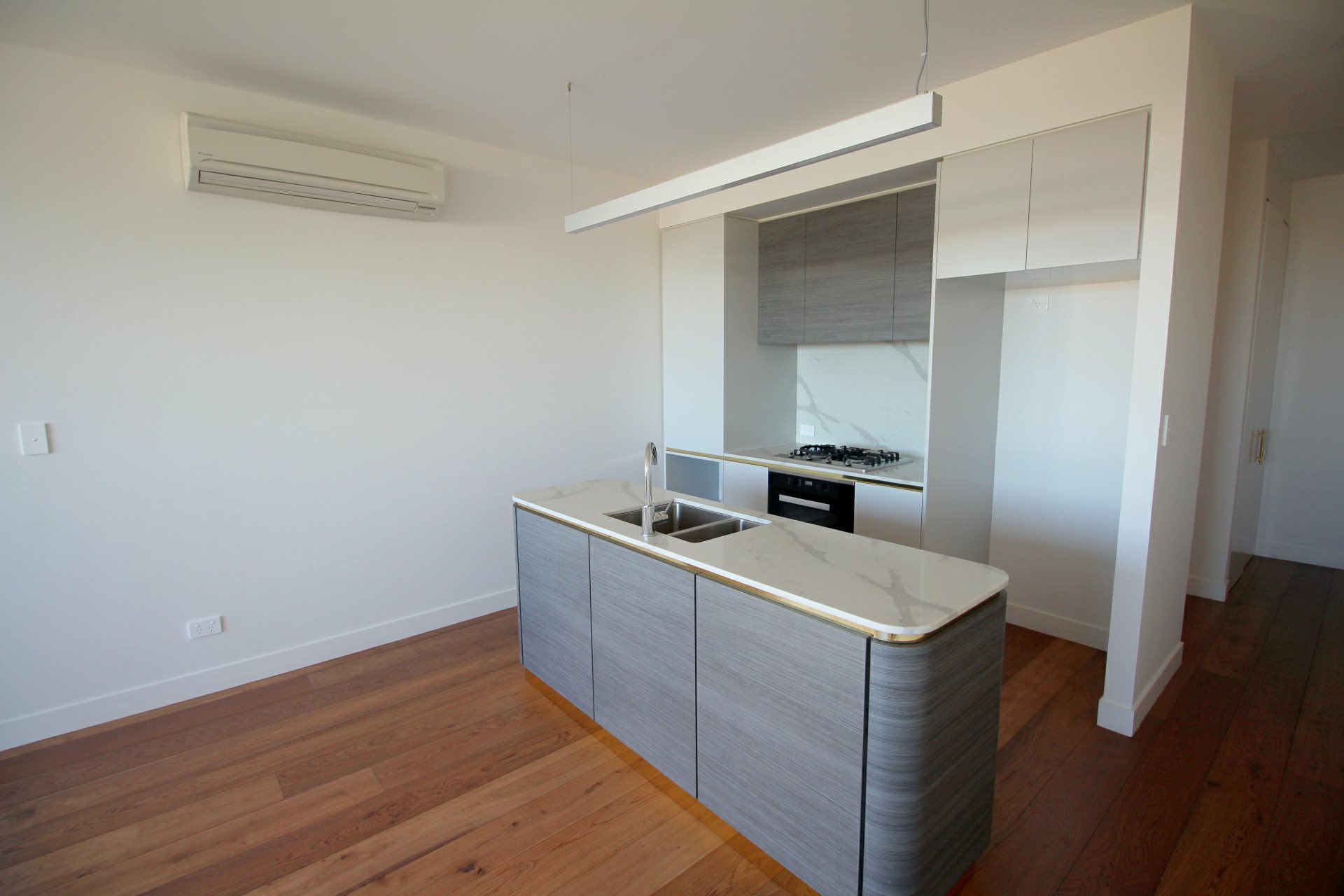 402/55 HOLLOWAY STREET, PAGEWOOD