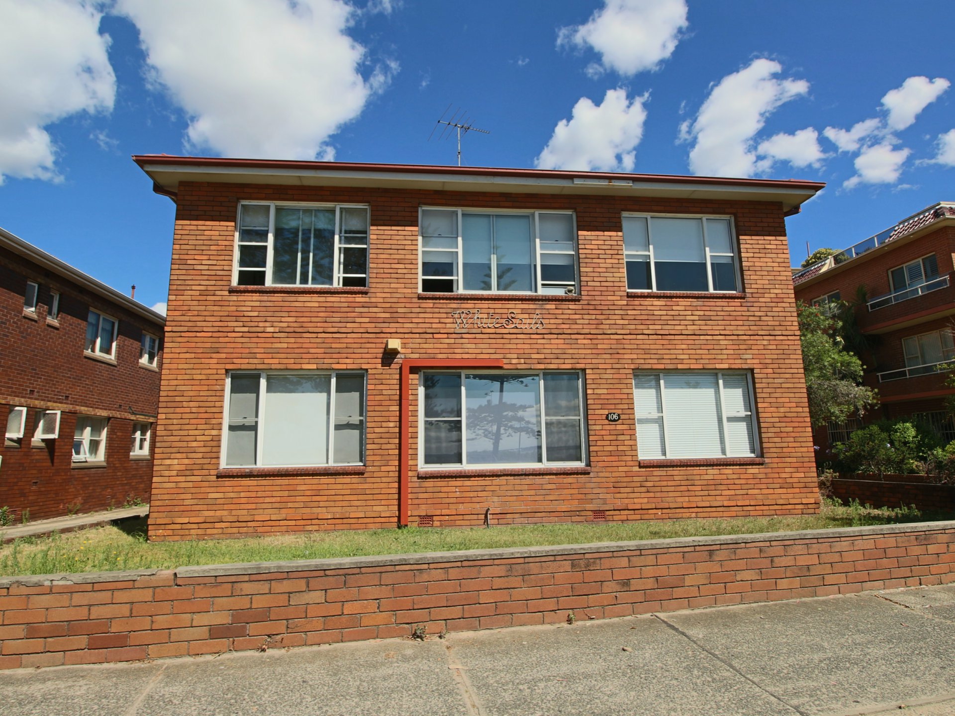 2/106 The Grand Parade, Brighton-Le-Sands