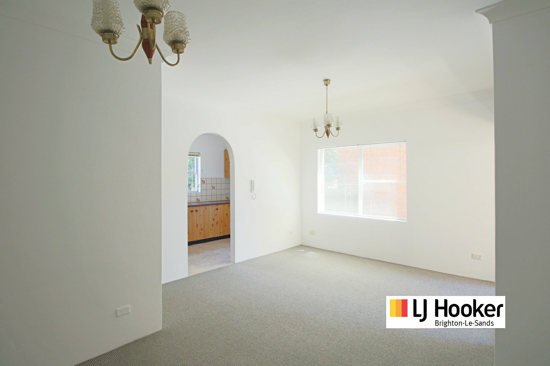1/31-33 Trafalgar Street — photo 2 of 10