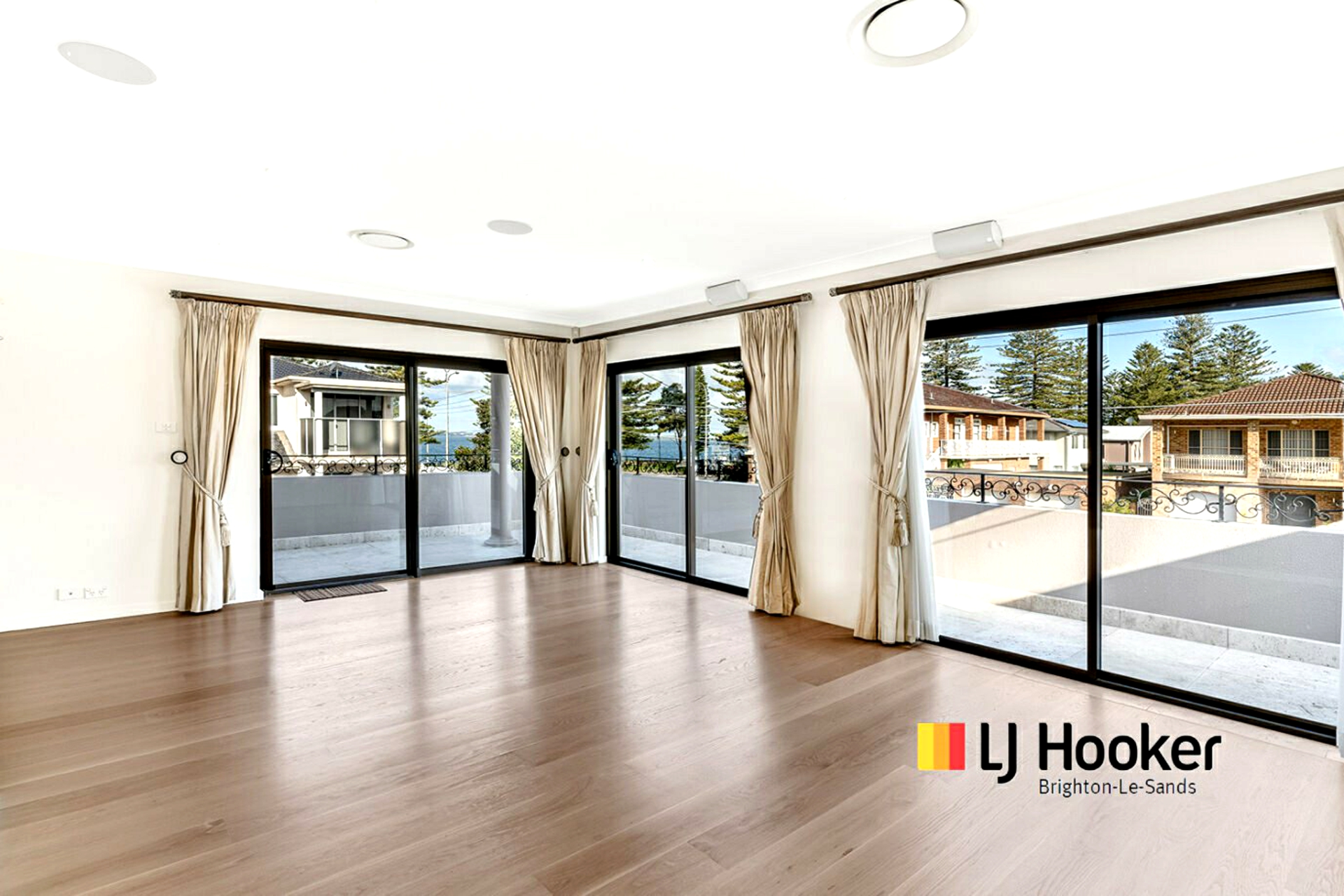 1 Hollywood Street, MONTEREY