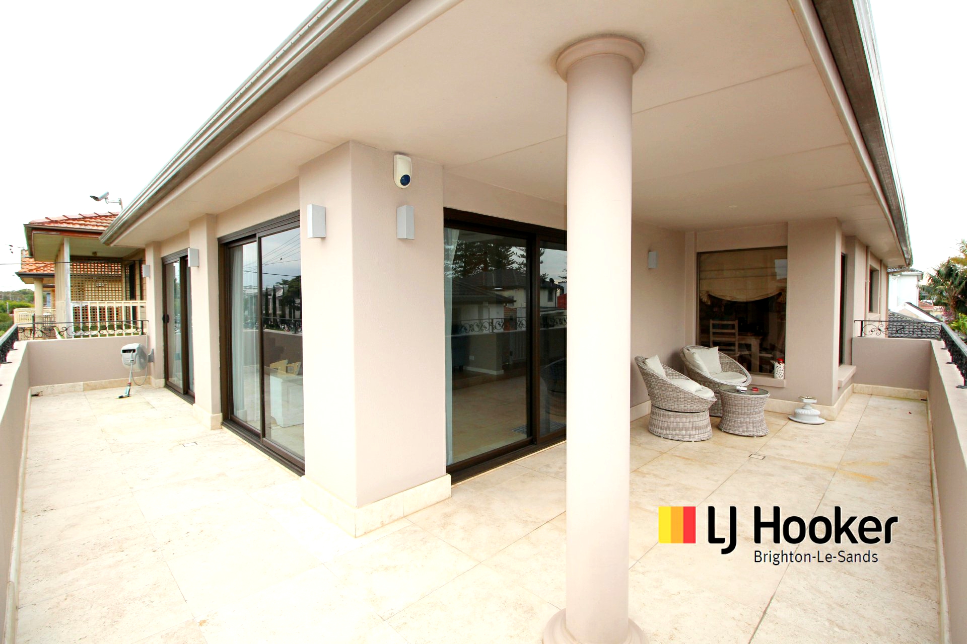 1 Hollywood Street, MONTEREY