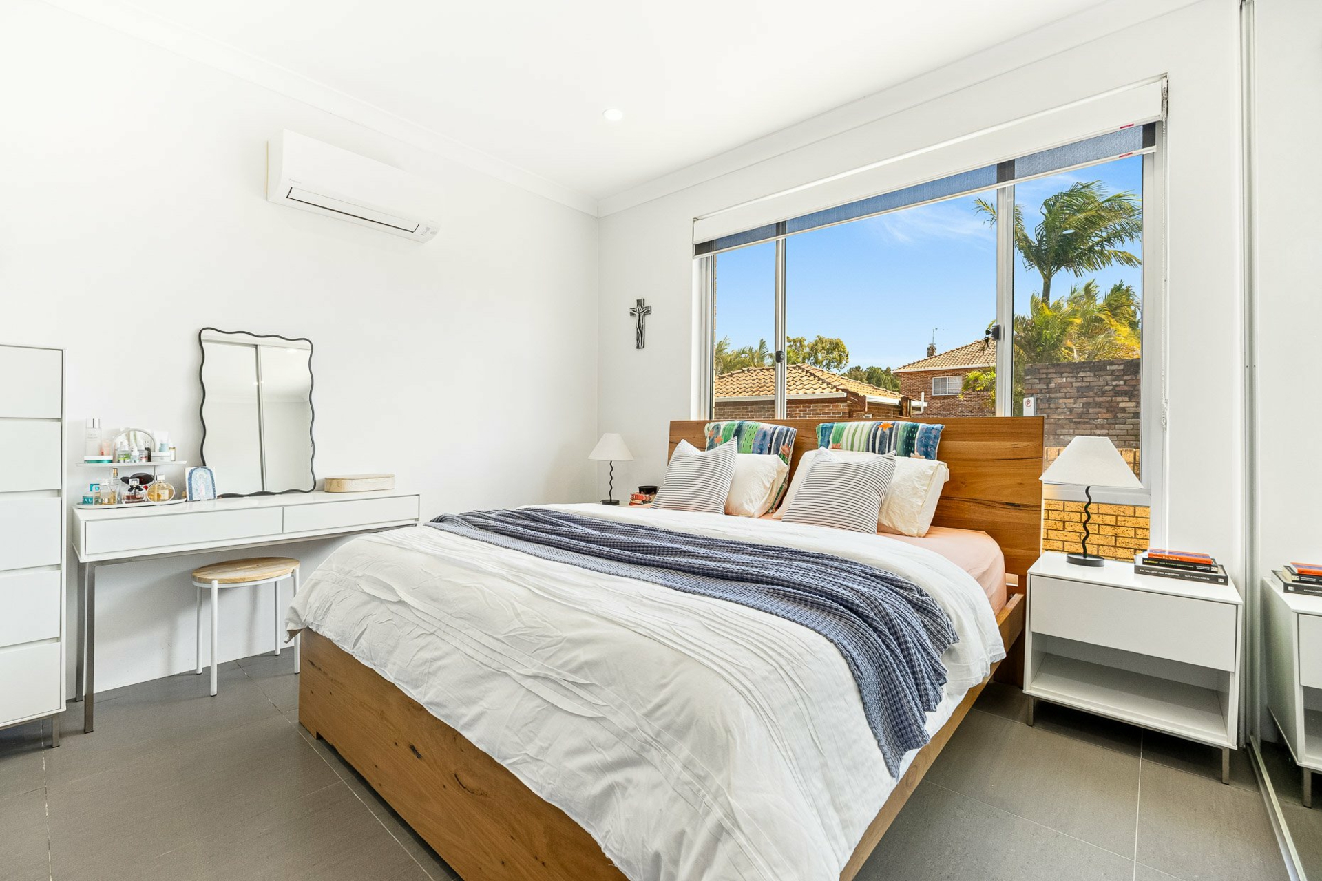 2/9 Crawford Road — photo 5 of 10