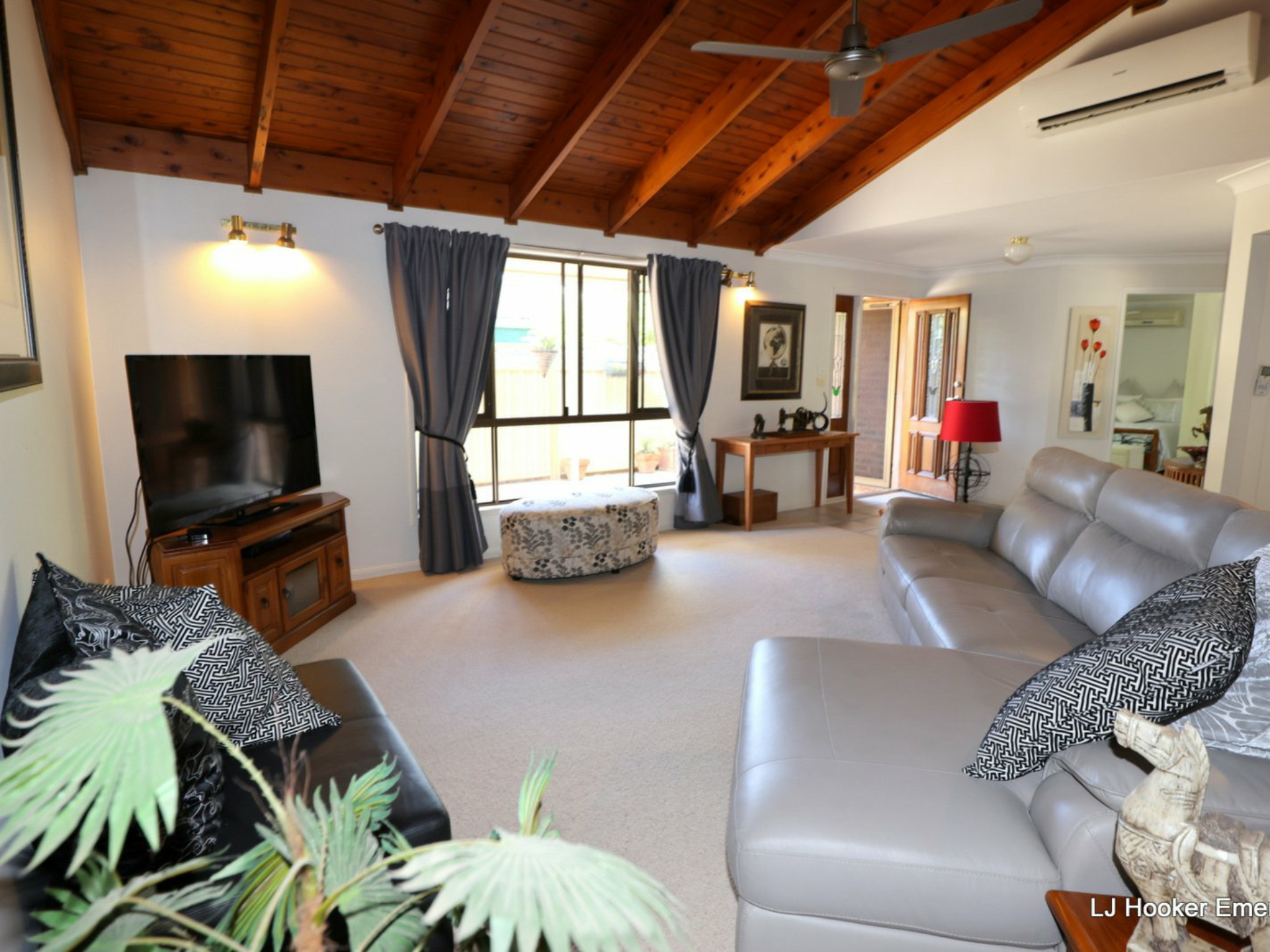 5 Carbeen Place Emerald QLD