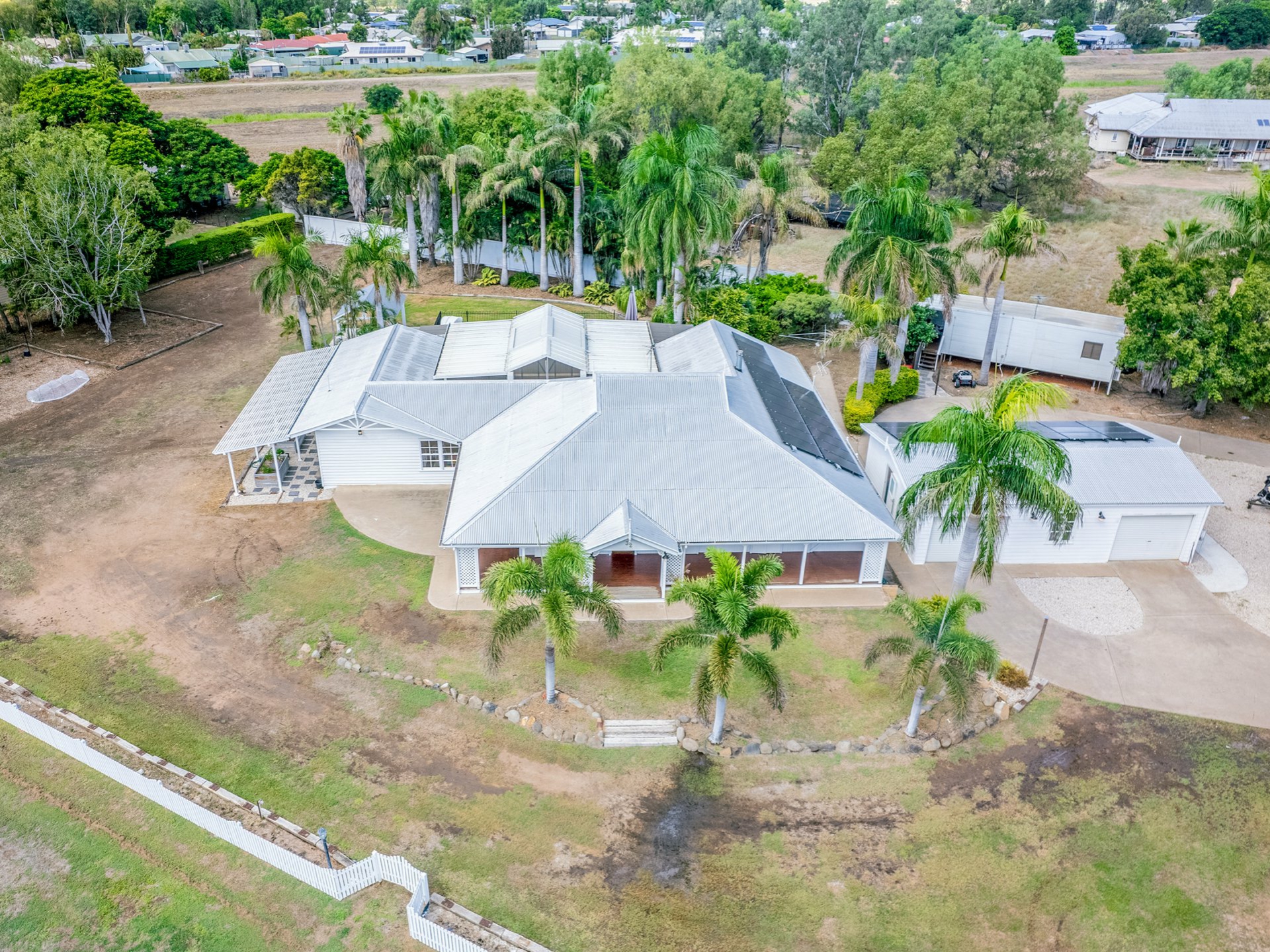 32 Braeside Road Emerald QLD