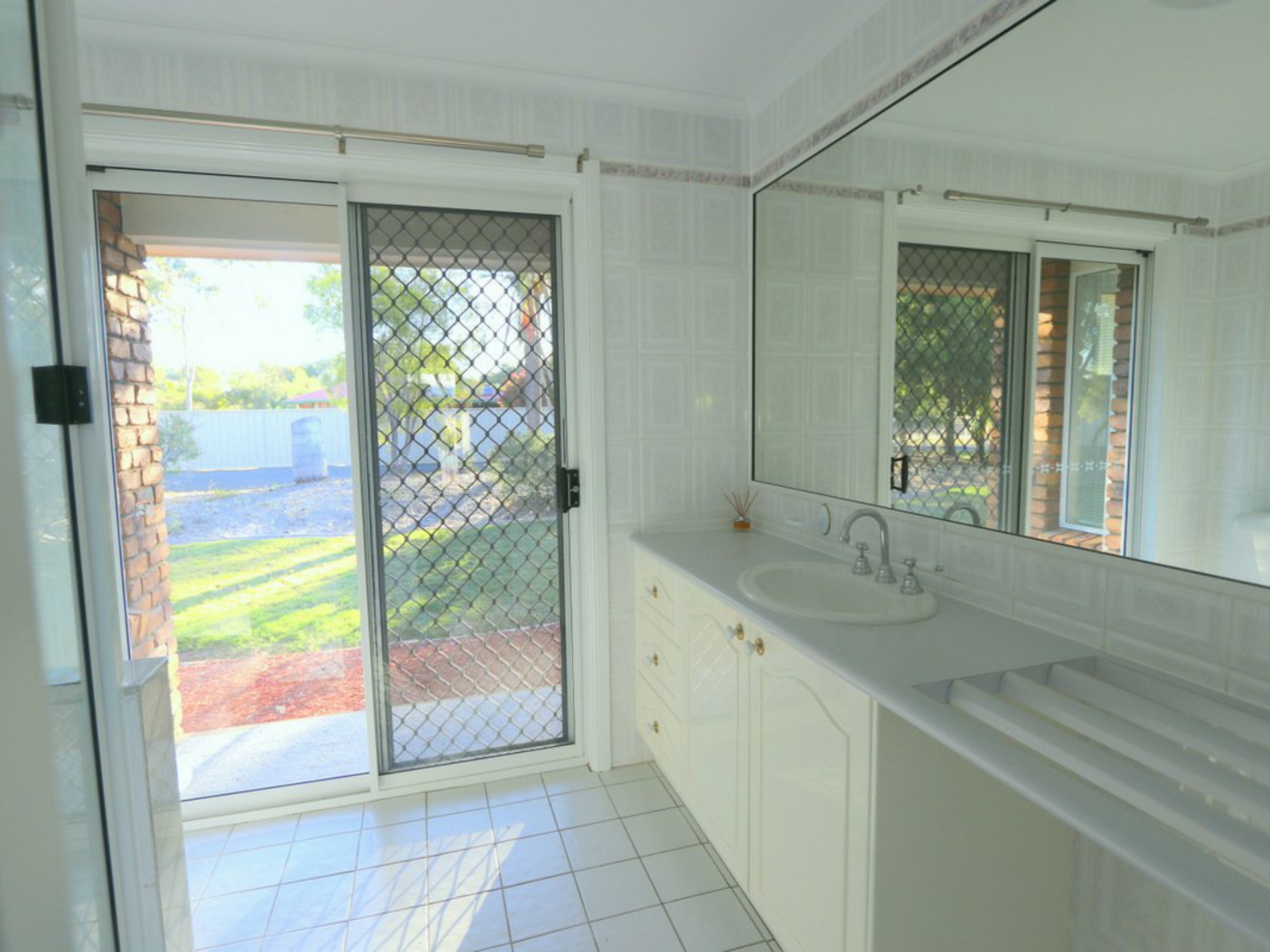 12 Cunningham Drive, EMERALD