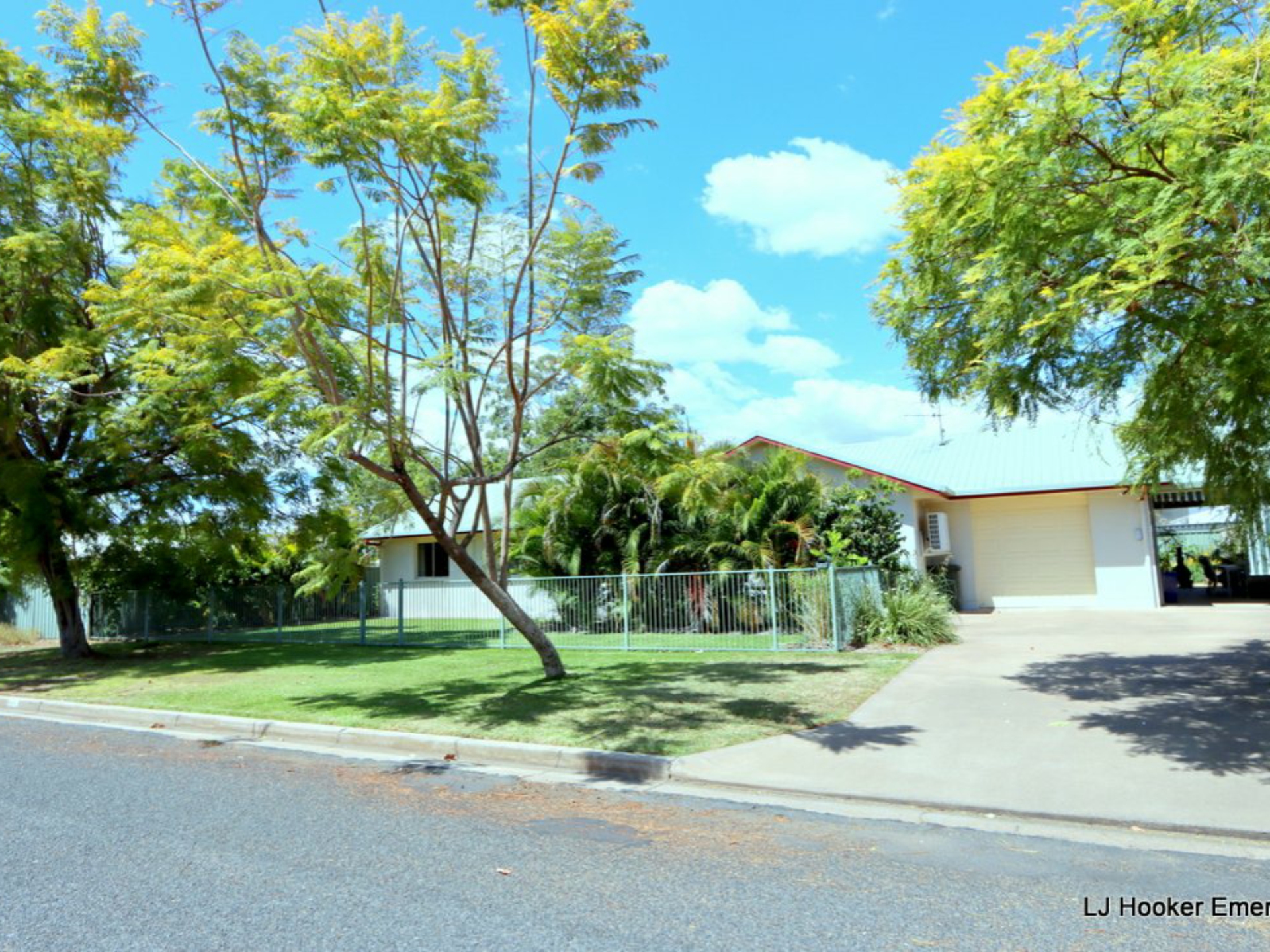 3 Clark Drive Emerald QLD