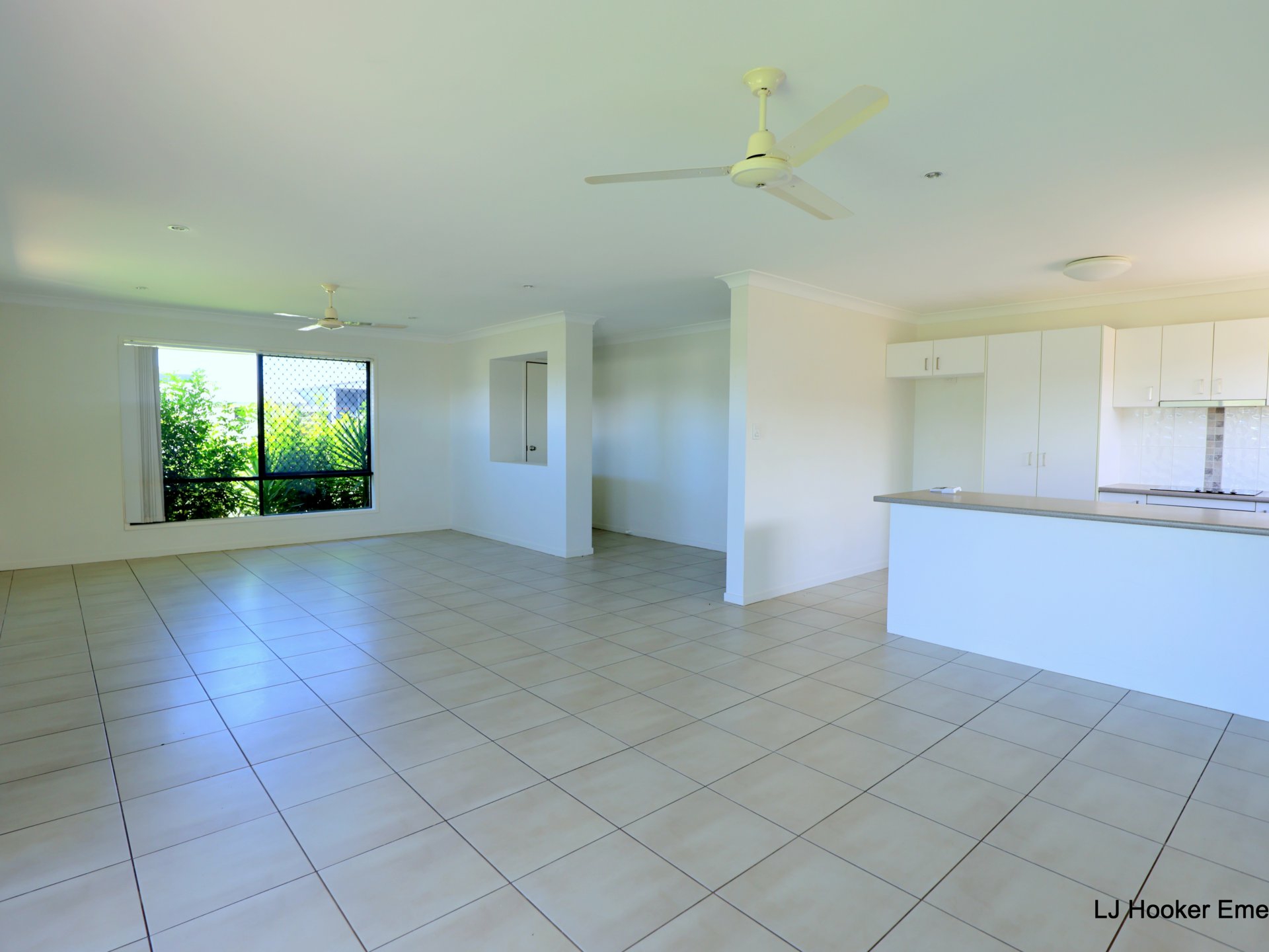 9 Calderwood Street Emerald QLD